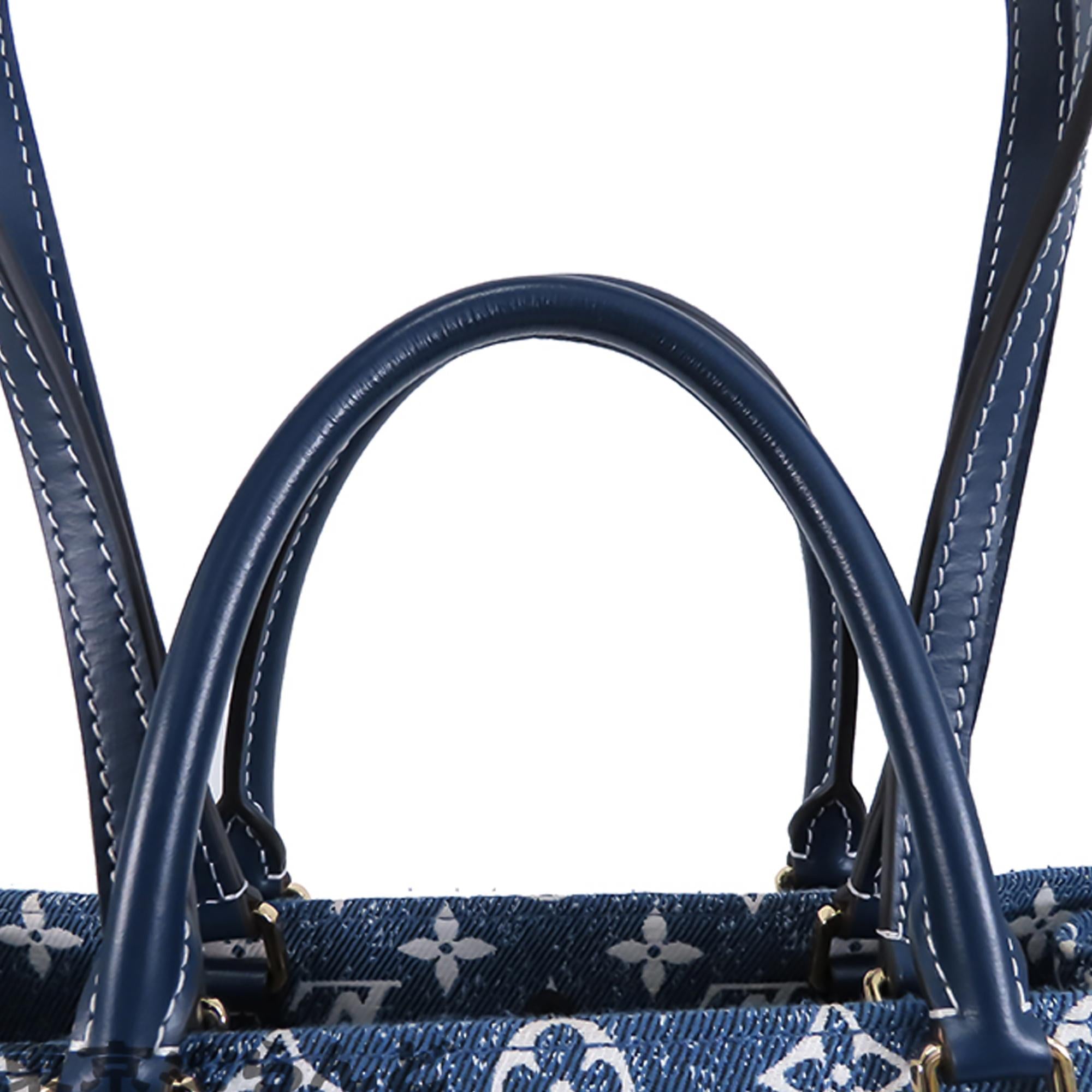 Louis Vuitton Monogram Denim Onthego MM (SHG-zqLHQZ)