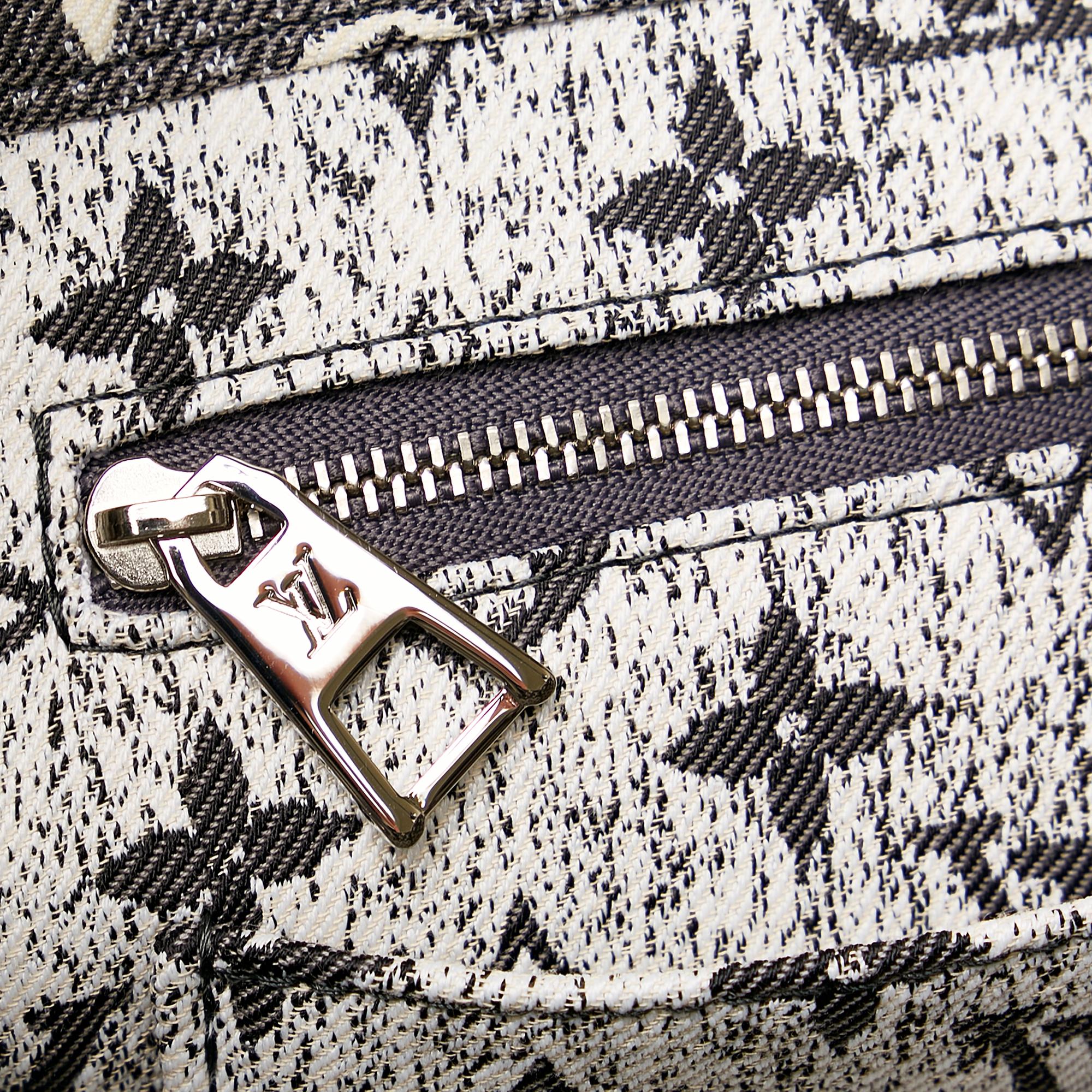 Louis Vuitton Monogram Denim Onthego MM