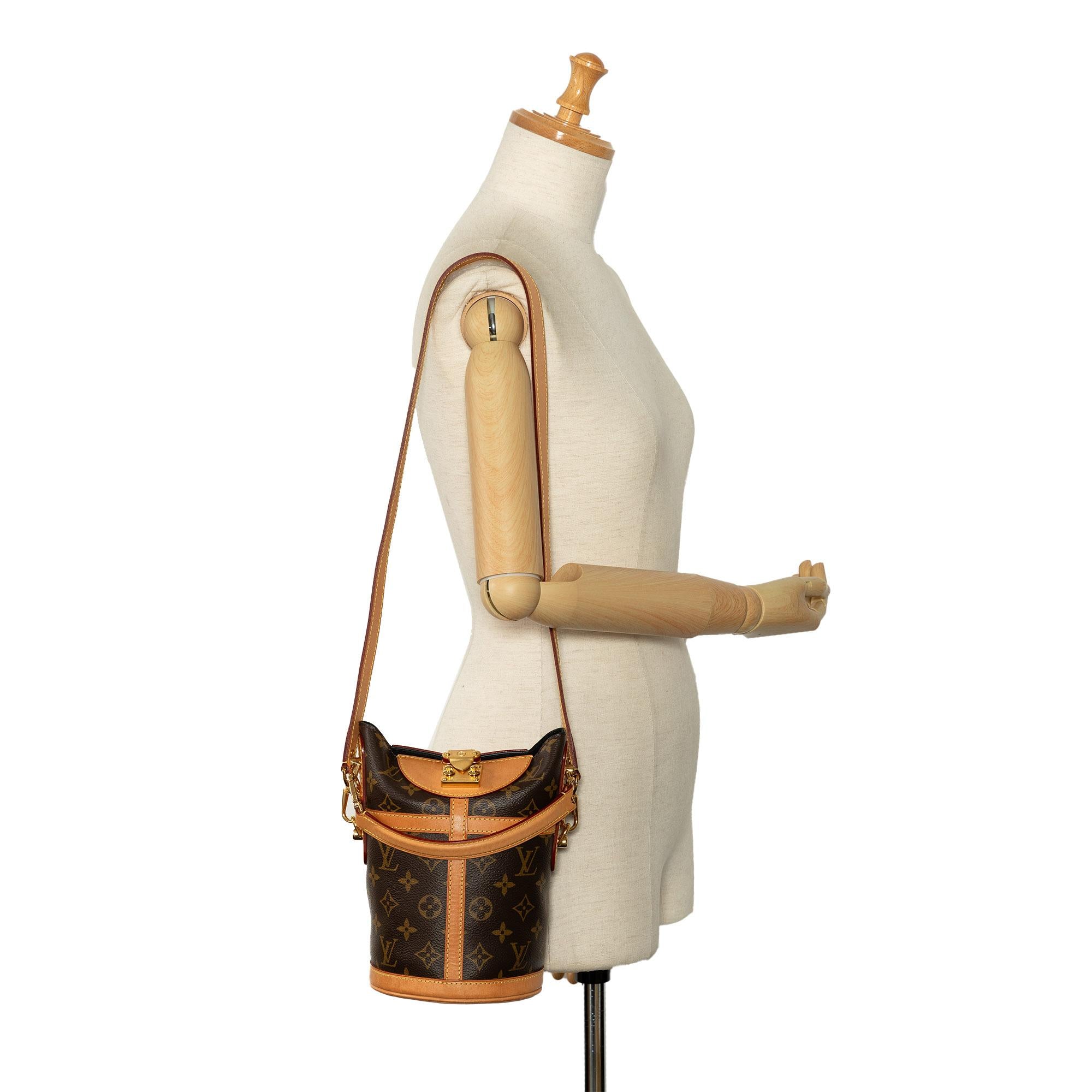 Louis Vuitton Monogram Duffle (SHG-jFwVEA)