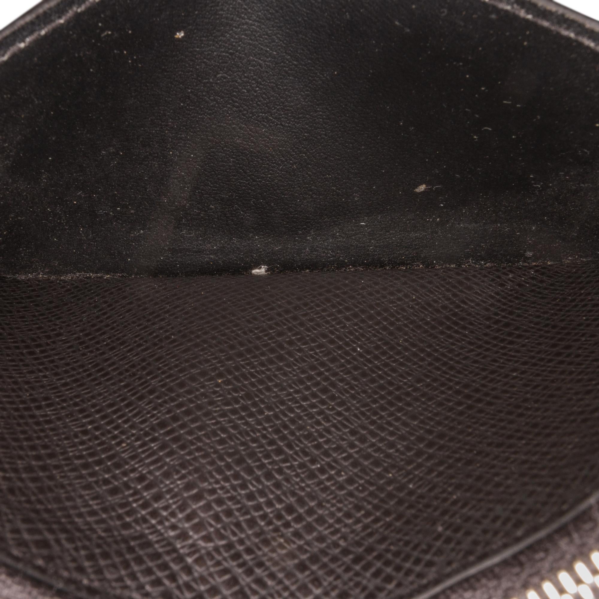 Louis Vuitton Monogram Eclipse Coin Card Holder (SHG-l9jyoH)