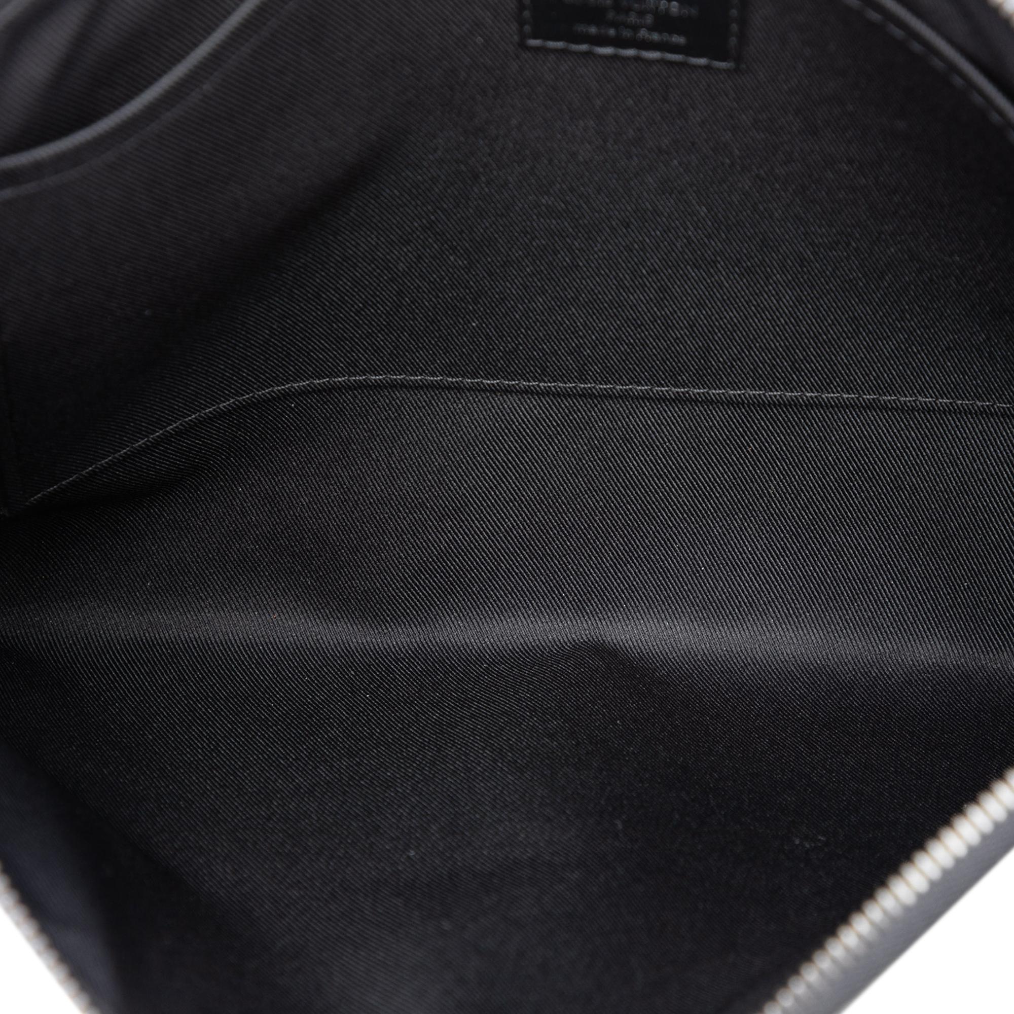 Louis Vuitton Monogram Eclipse Discovery Pochette GM