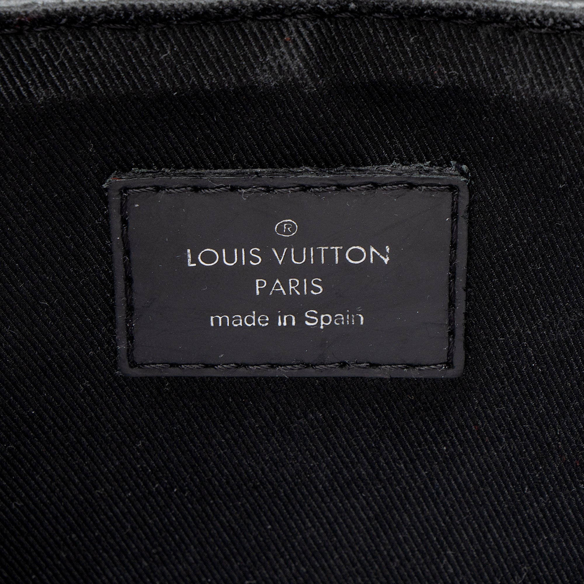 Louis Vuitton Monogram Eclipse District PM Messenger