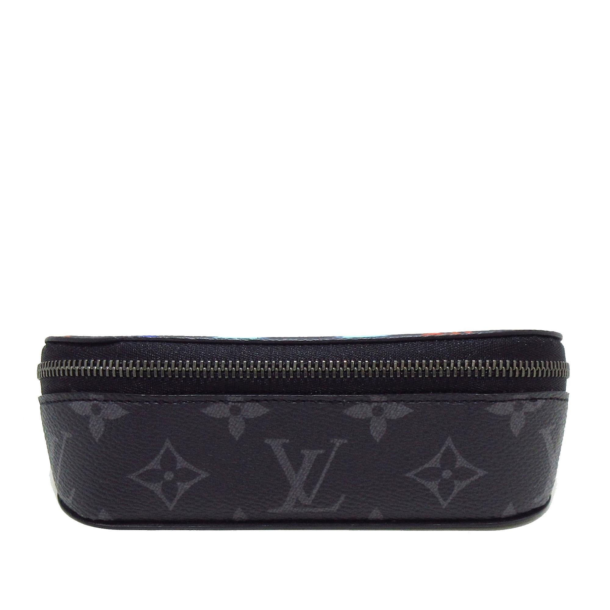 Louis Vuitton Monogram Eclipse Graffiti Glasses Pouch GM (SHG-AtVHL6)