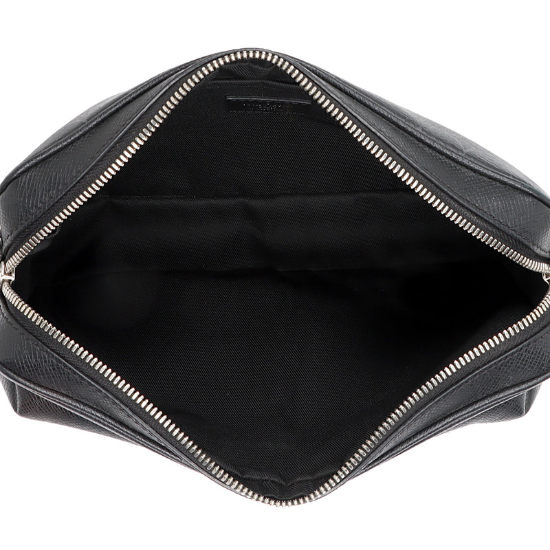 Louis Vuitton Monogram Eclipse Taiga Leather Outdoor Messenger Bag (SHF-yvJahI)