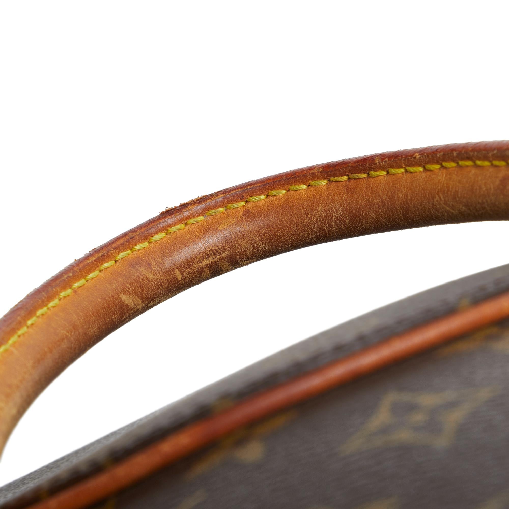 Louis Vuitton Monogram Ellipse PM (SHG-RUbx0I)