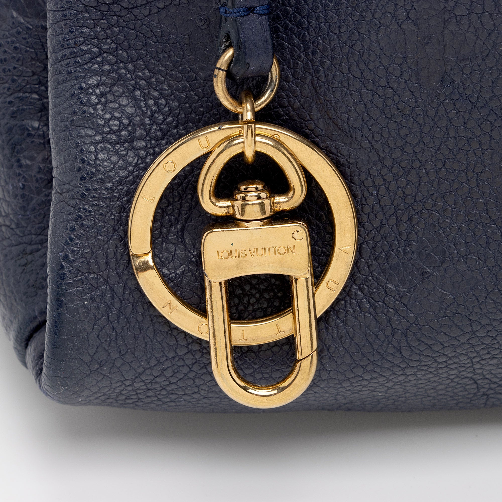 Louis Vuitton Monogram Empreinte Artsy MM Shoulder Bag (SHF-E7RR7v)