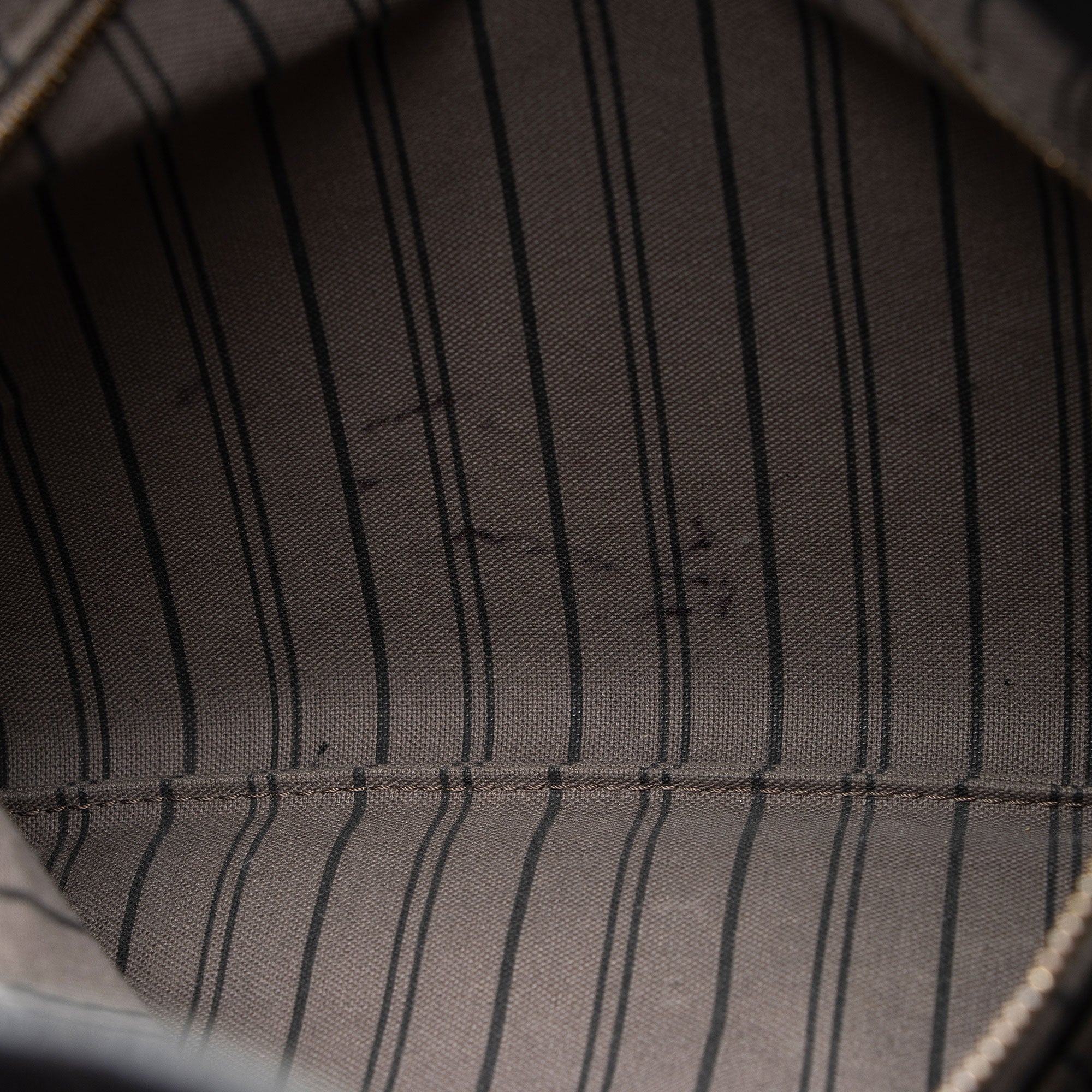 Louis Vuitton Monogram Empreinte Artsy MM Shoulder Bag