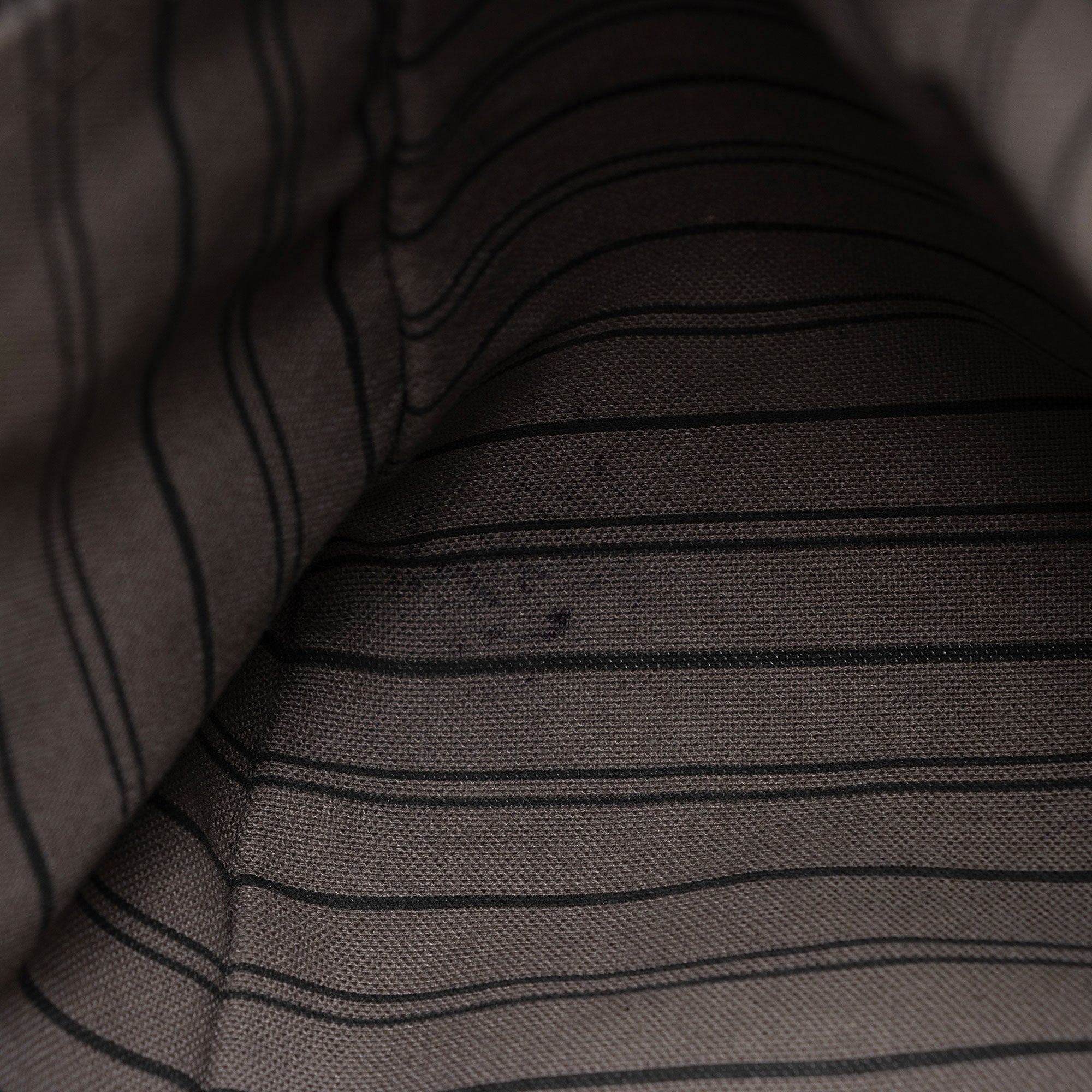 Louis Vuitton Monogram Empreinte Artsy MM Shoulder Bag