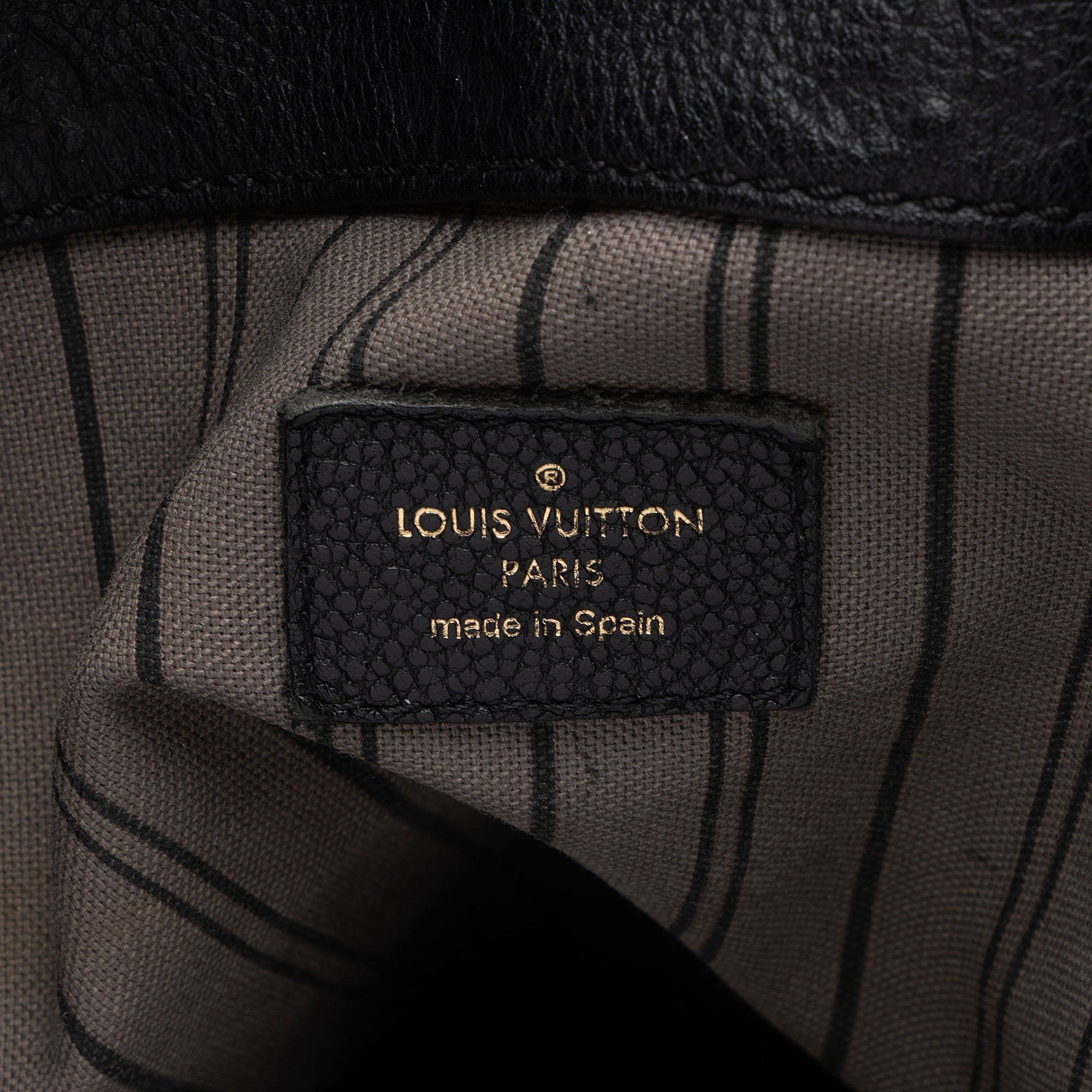 Louis Vuitton Monogram Empreinte Artsy MM Shoulder Bag