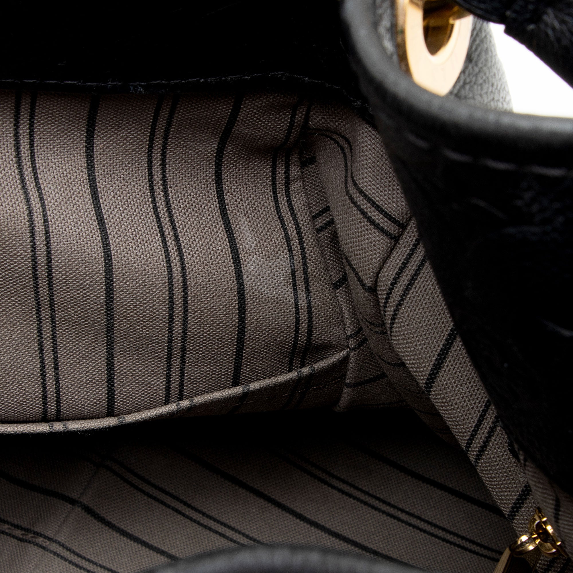 Louis Vuitton Monogram Empreinte Artsy MM Shoulder Bag