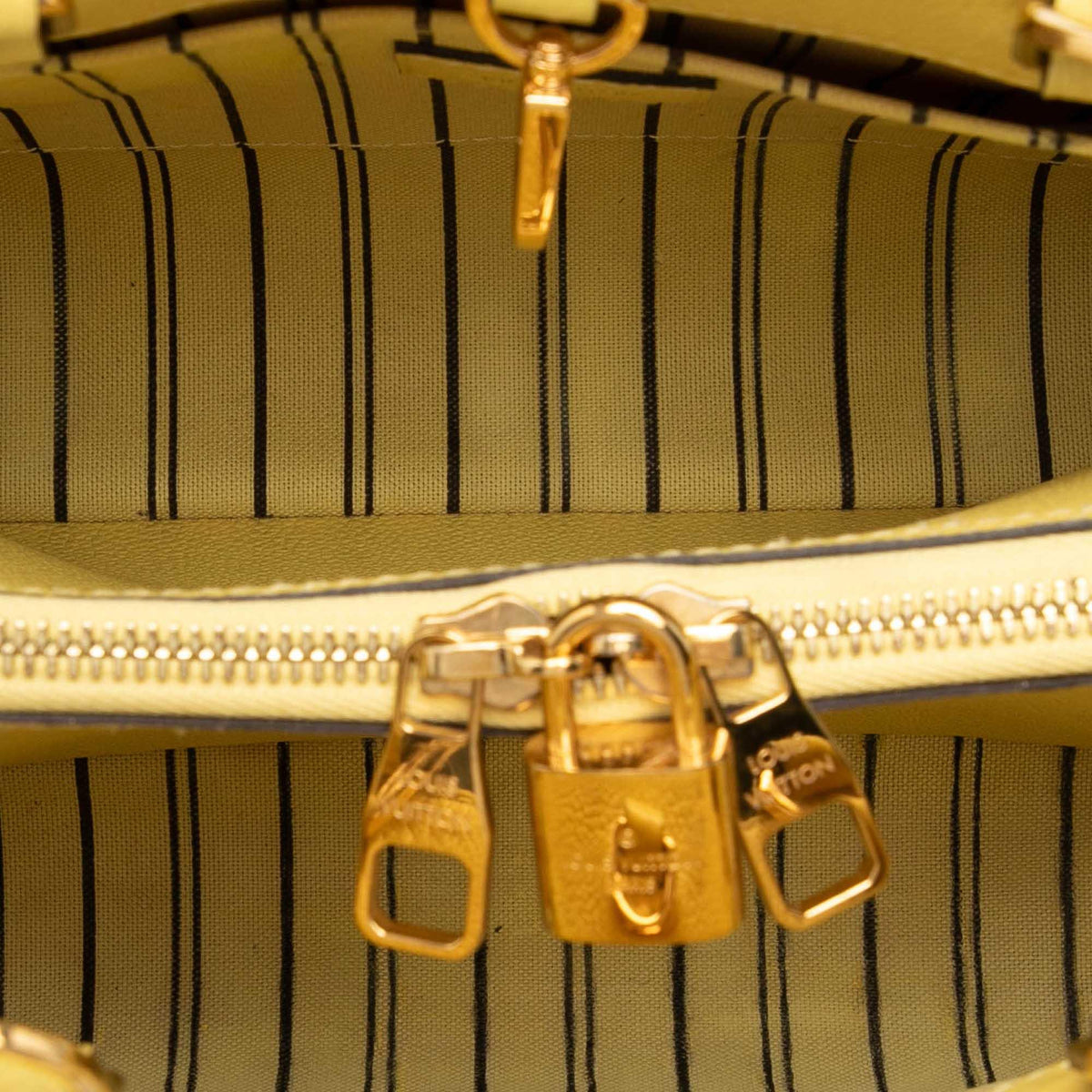 Louis Vuitton Monogram Empreinte Montaigne BB