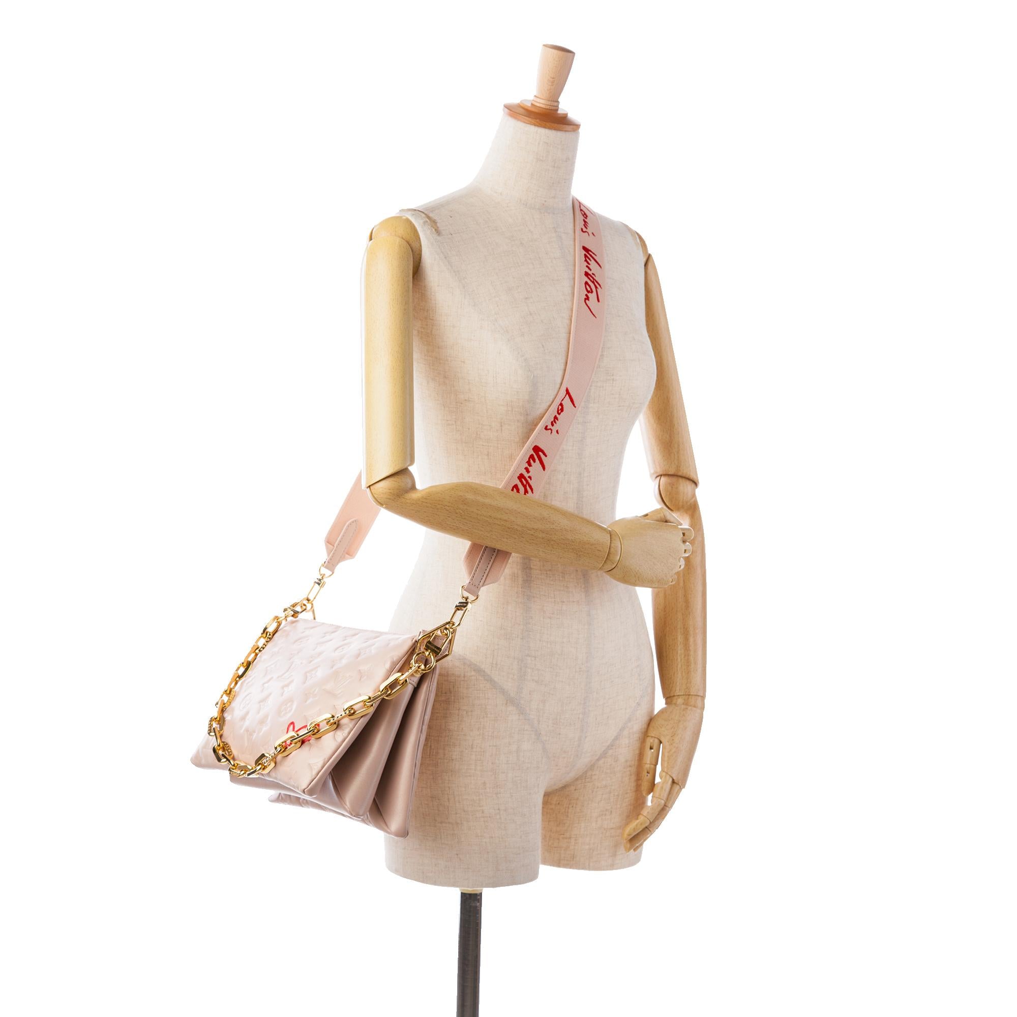 Louis Vuitton Monogram Fall In Love Coussin PM (SHG-5C5qm1)