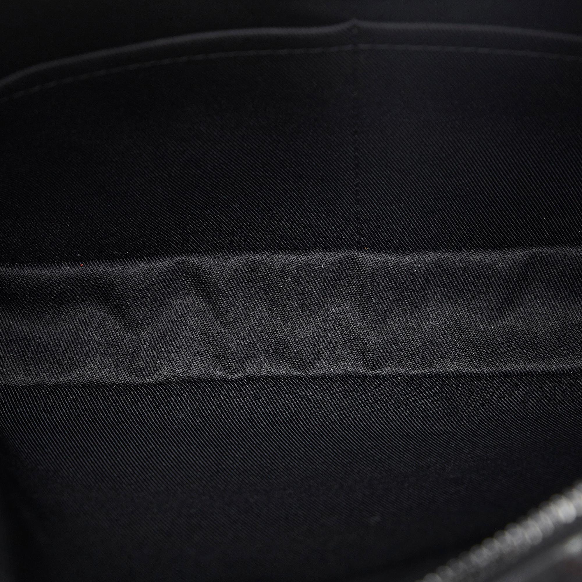 Louis Vuitton Monogram Galaxy Alpha Messenger (SHG-1KGtFs)