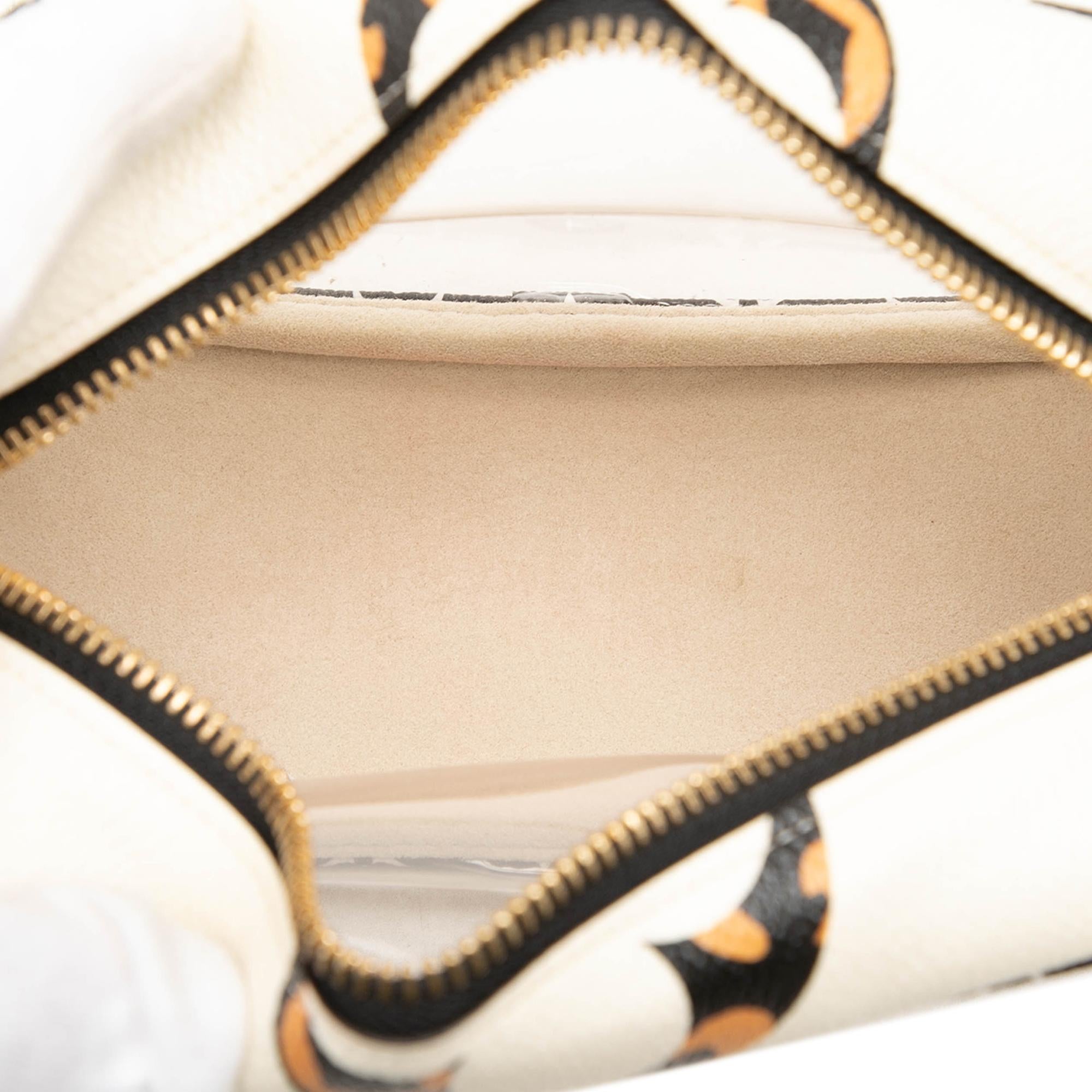 Louis Vuitton Monogram Giant Jungle Beach Pouch