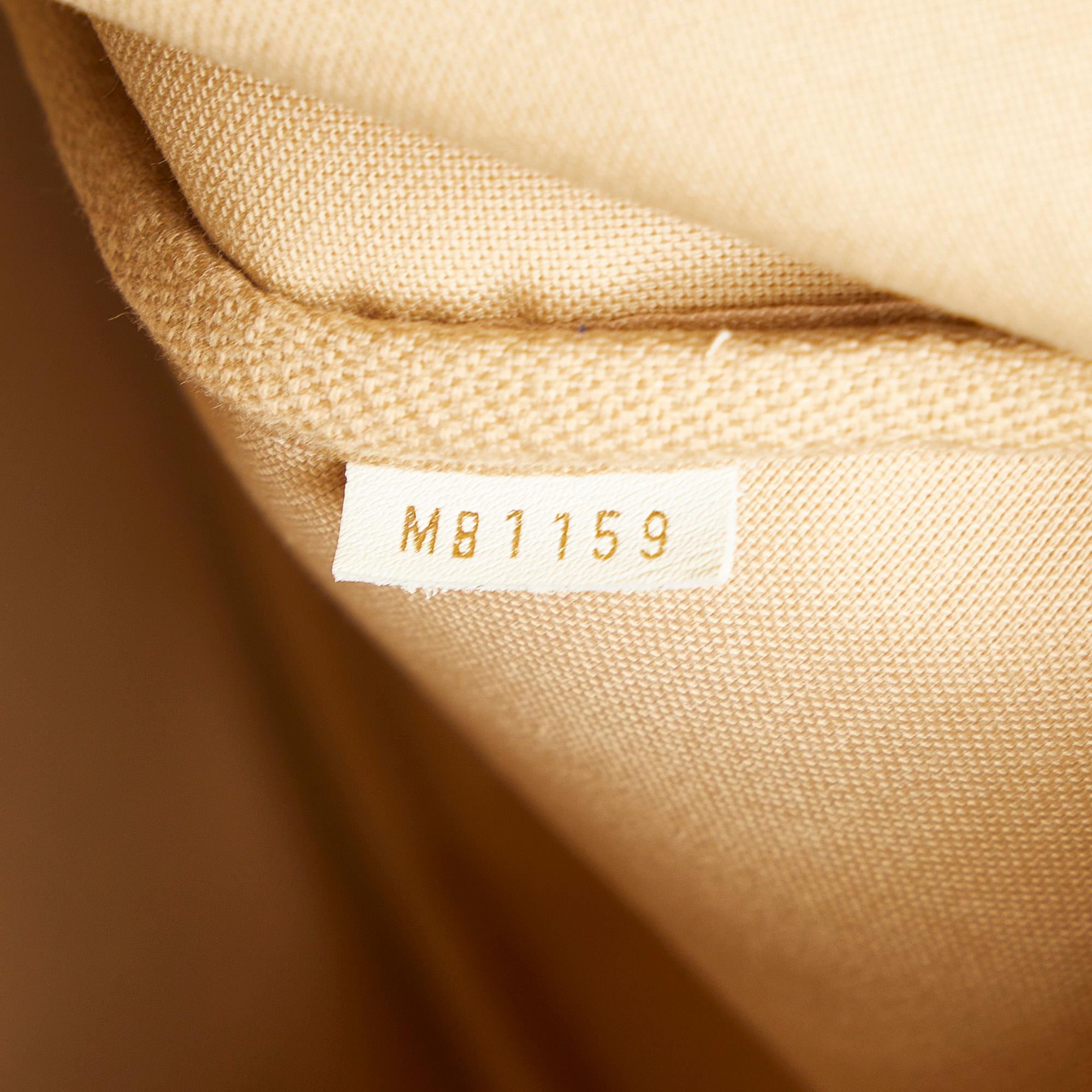 Louis Vuitton Monogram Giant Keepall Bandouliere 50 (SHG-3xOjzd)