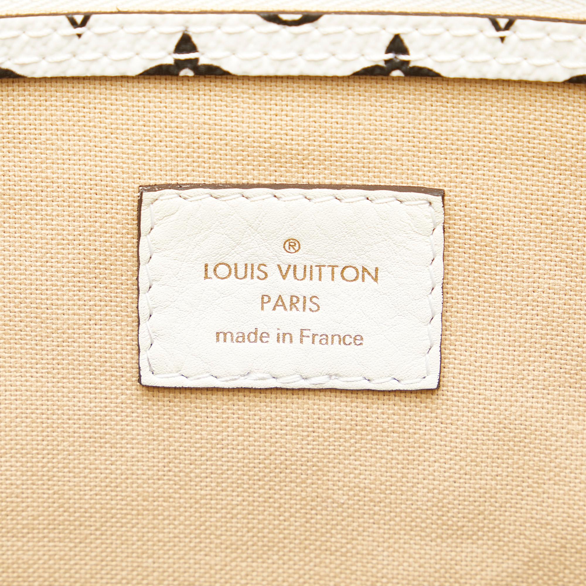Louis Vuitton Monogram Giant Keepall Bandouliere 50 (SHG-3xOjzd)