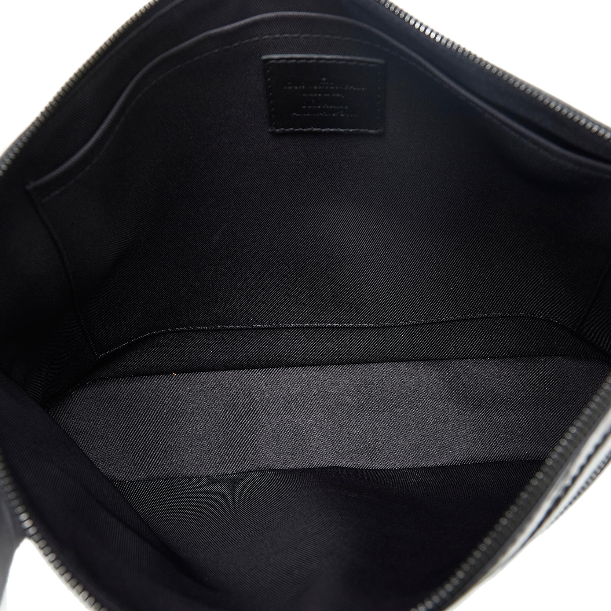 Louis Vuitton Monogram Glaze Pochette Cosmos (SHG-bQlYbB)