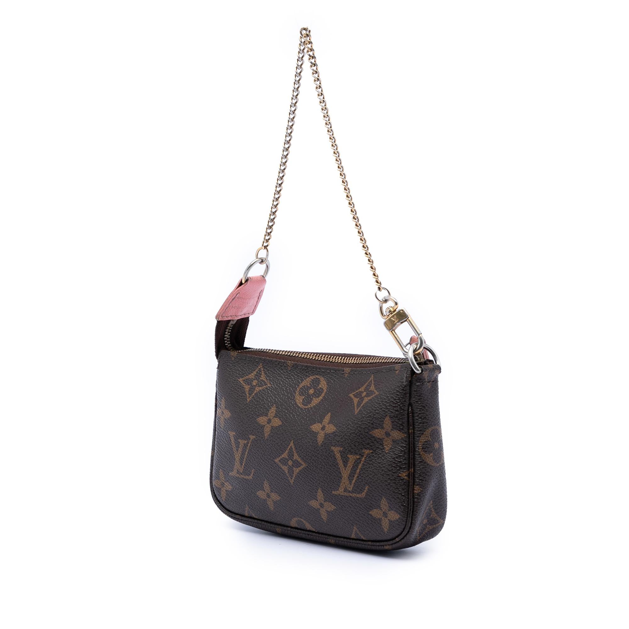 Louis Vuitton Monogram Illustre Mini Pochette Accessories