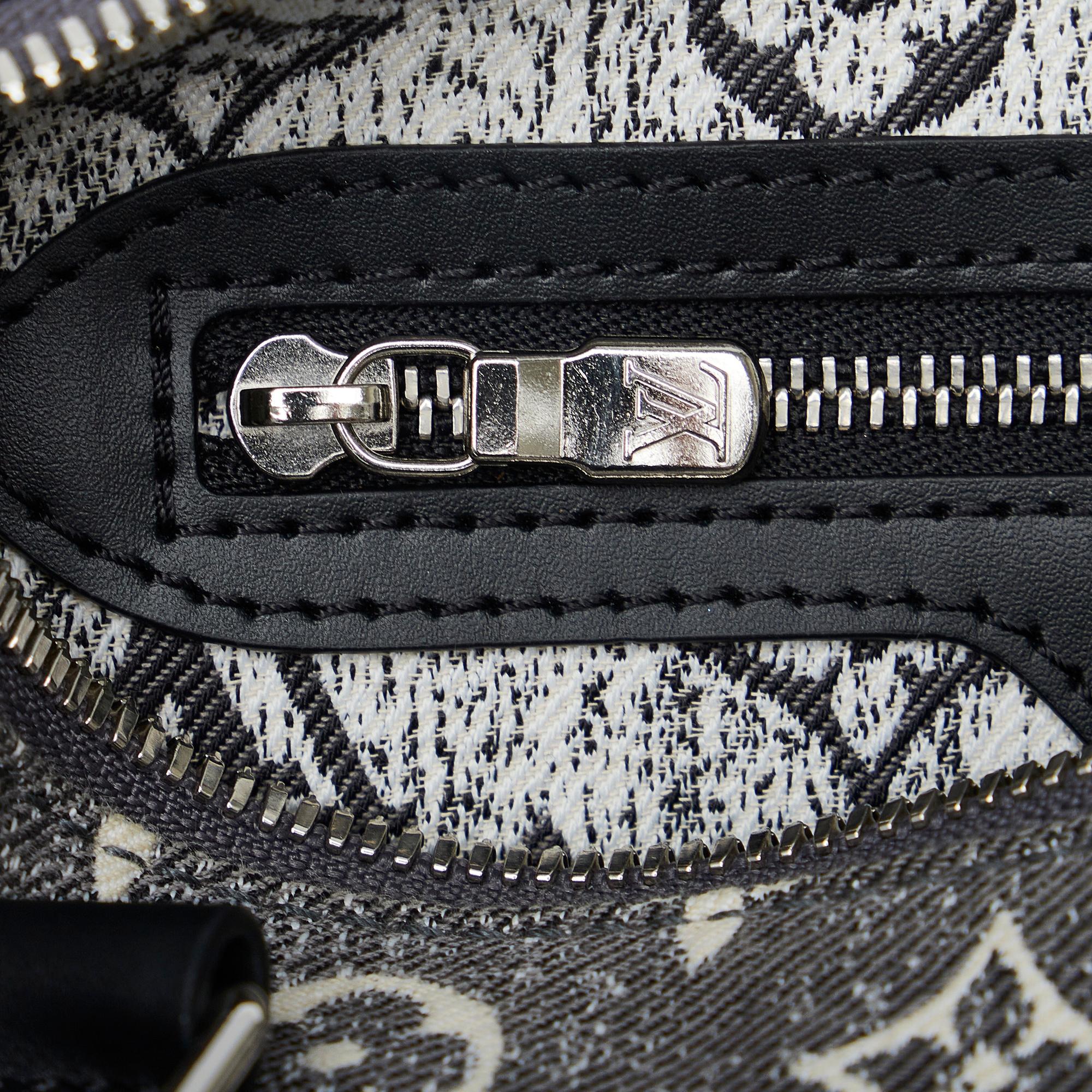 Louis Vuitton Monogram Jacquard Denim Speedy Bandouliere 25 (SHG-F17z6J)