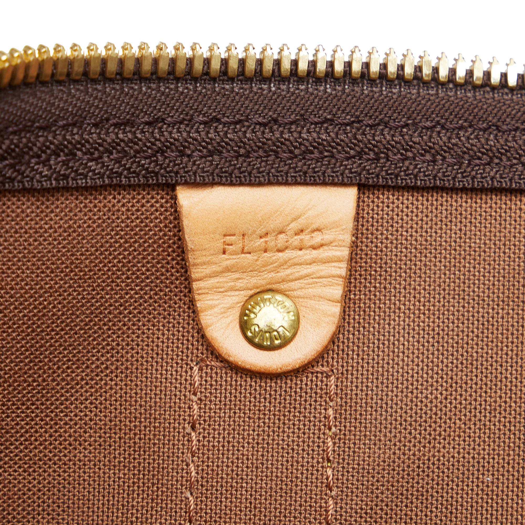 Louis Vuitton Monogram Keepall 50 (SHG-37vfEj)