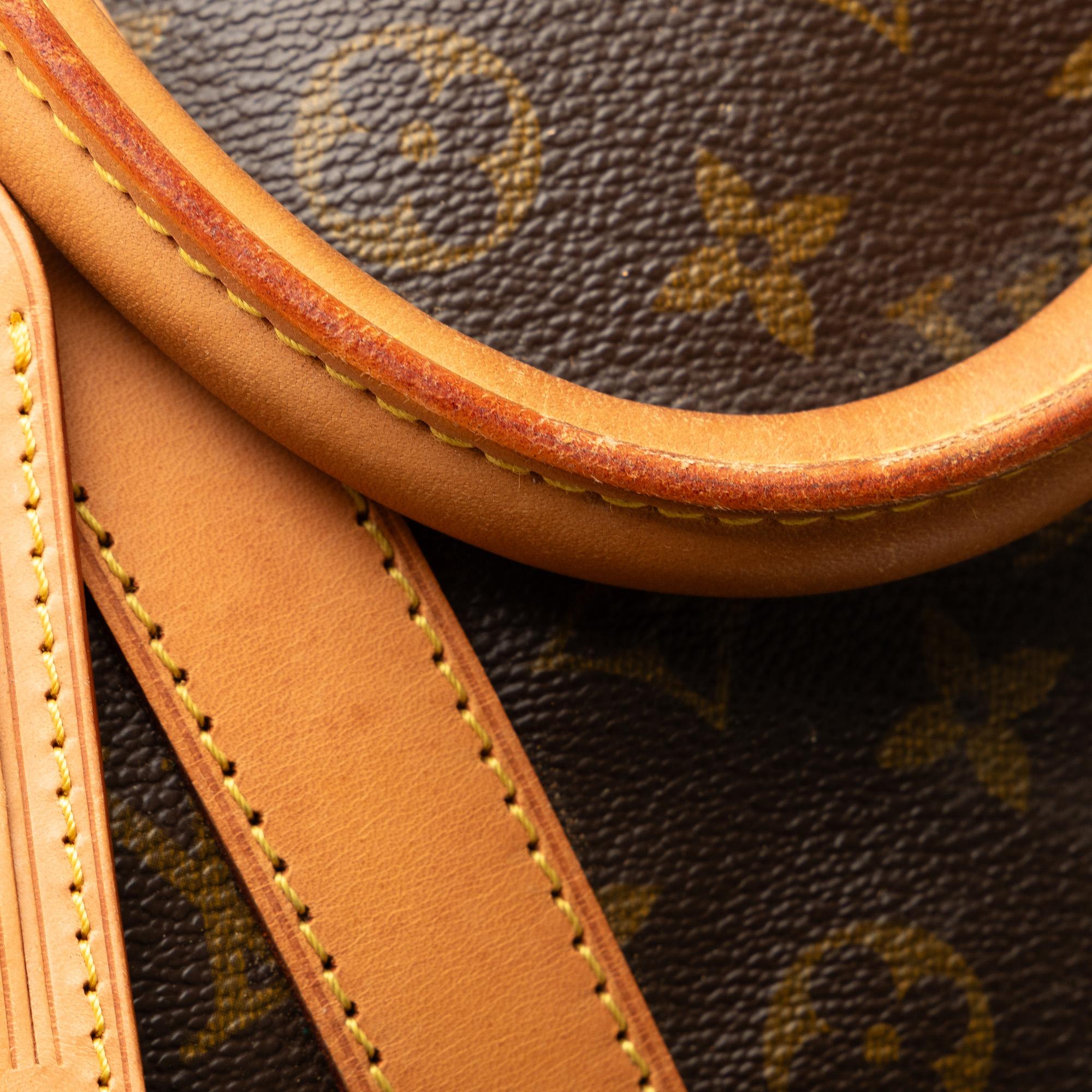 Louis Vuitton Monogram Keepall 55 (SHG-tk49AO)