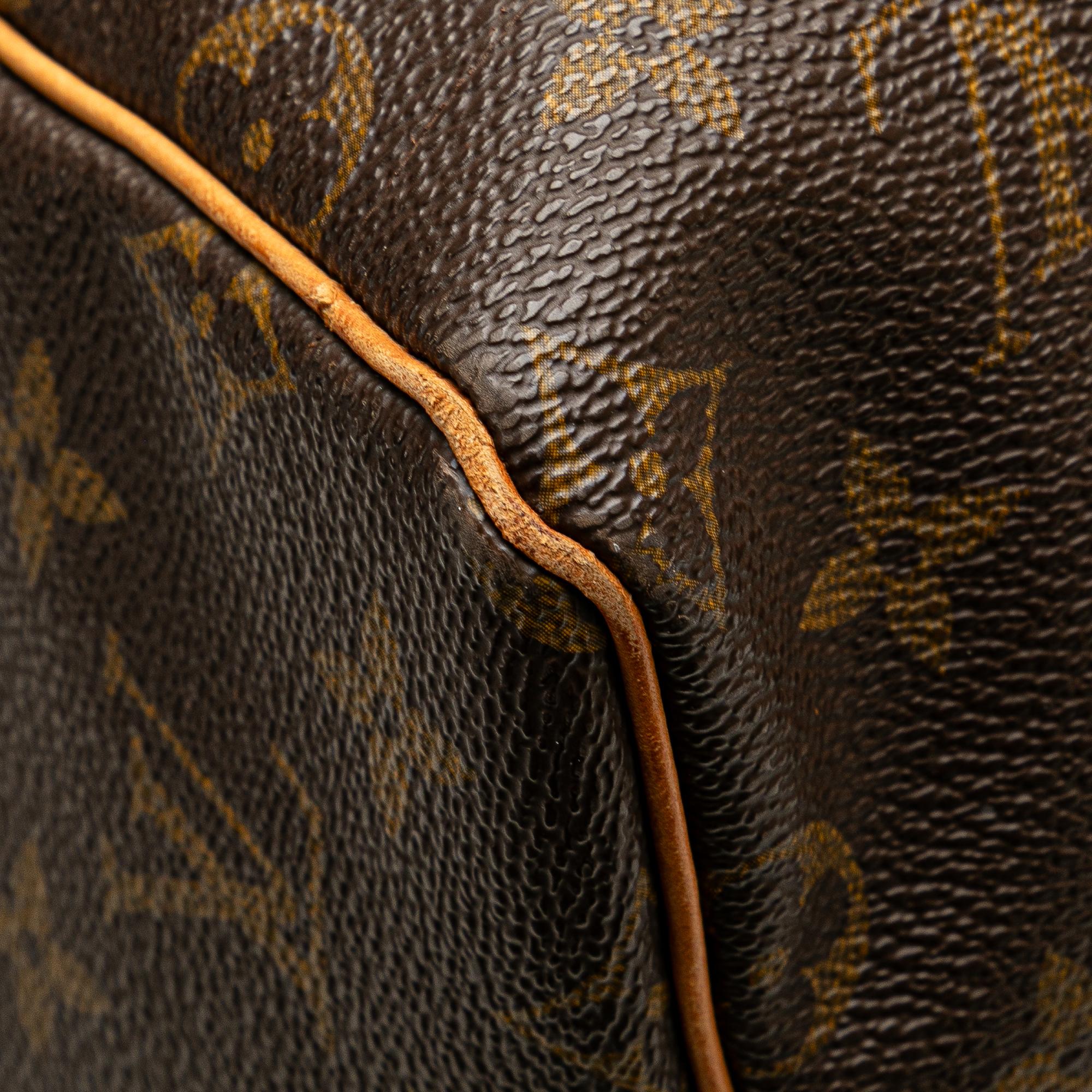 Louis Vuitton Monogram Keepall 55 (SHG-qhVnVv)