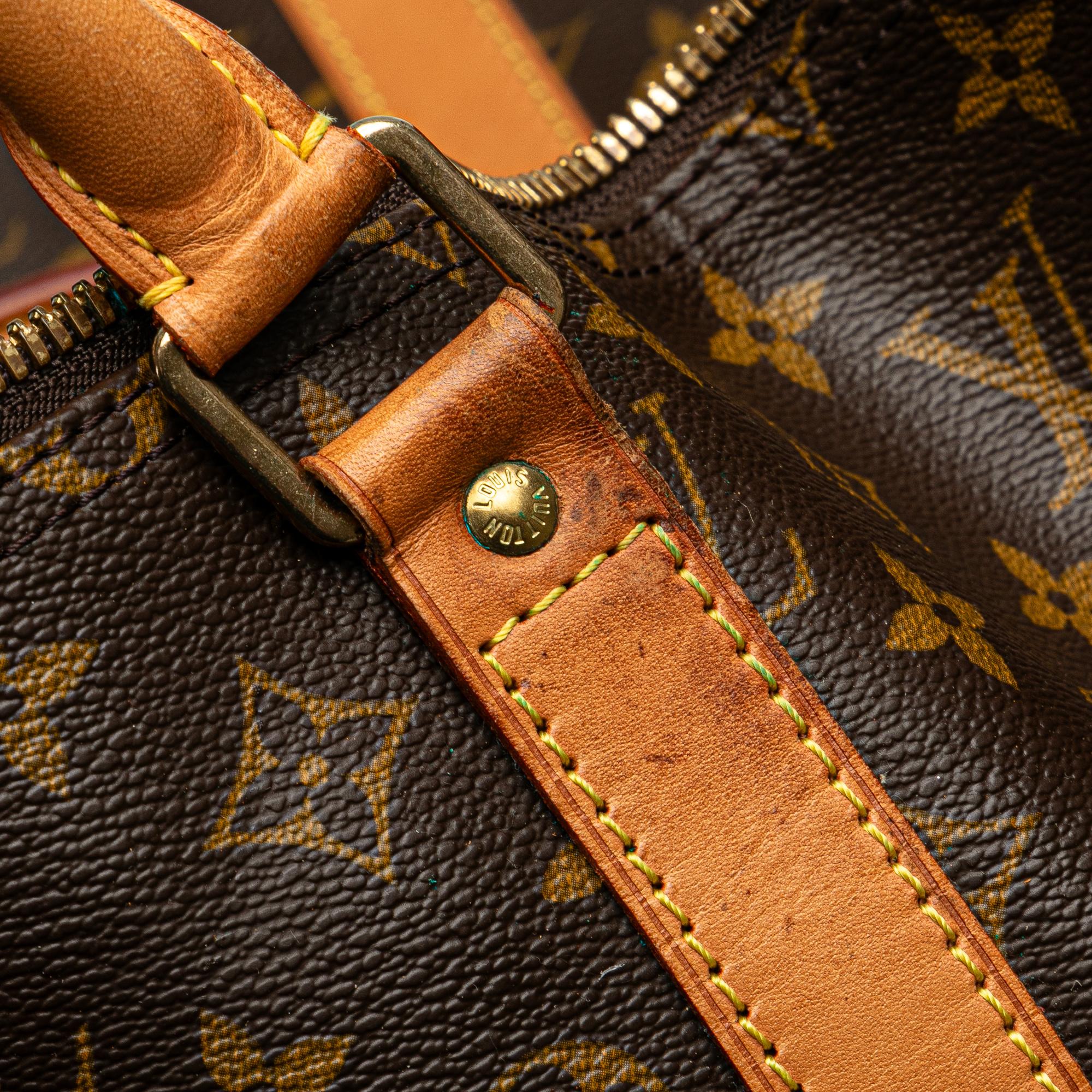 Louis Vuitton Monogram Keepall 55 (SHG-QVVuLC)