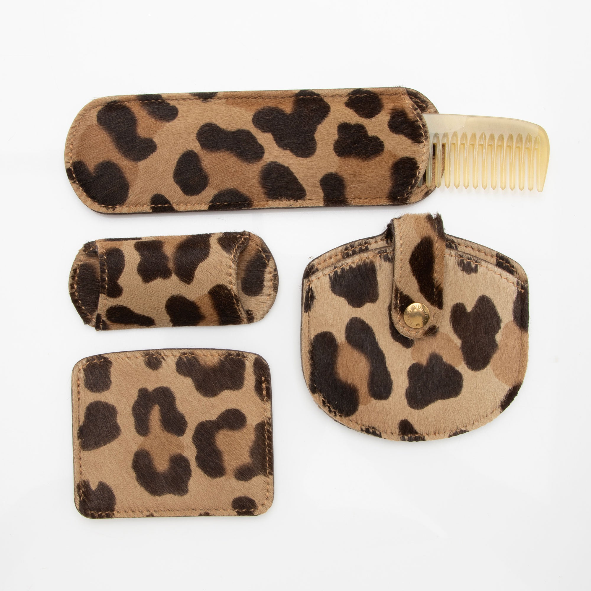 Louis Vuitton Monogram Leopard Print Pony Hair Azzedine Alaia Cosmetic Pouch (SHF-E6mACQ)