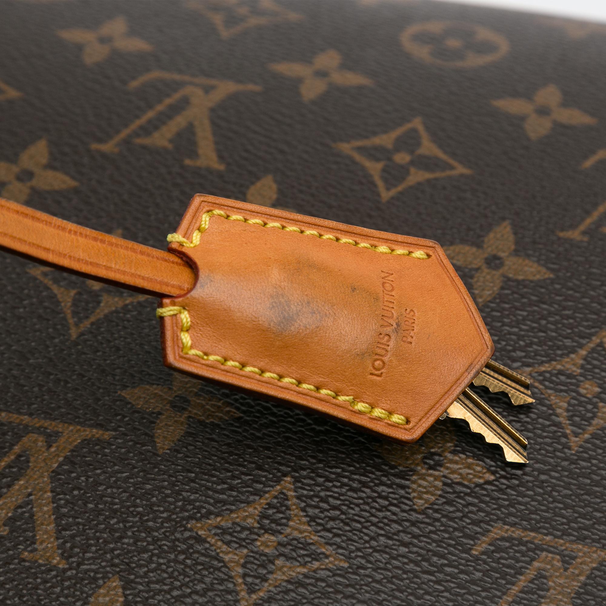 Louis Vuitton Monogram Lockit Chain MM (SHG-jK4Qs3)