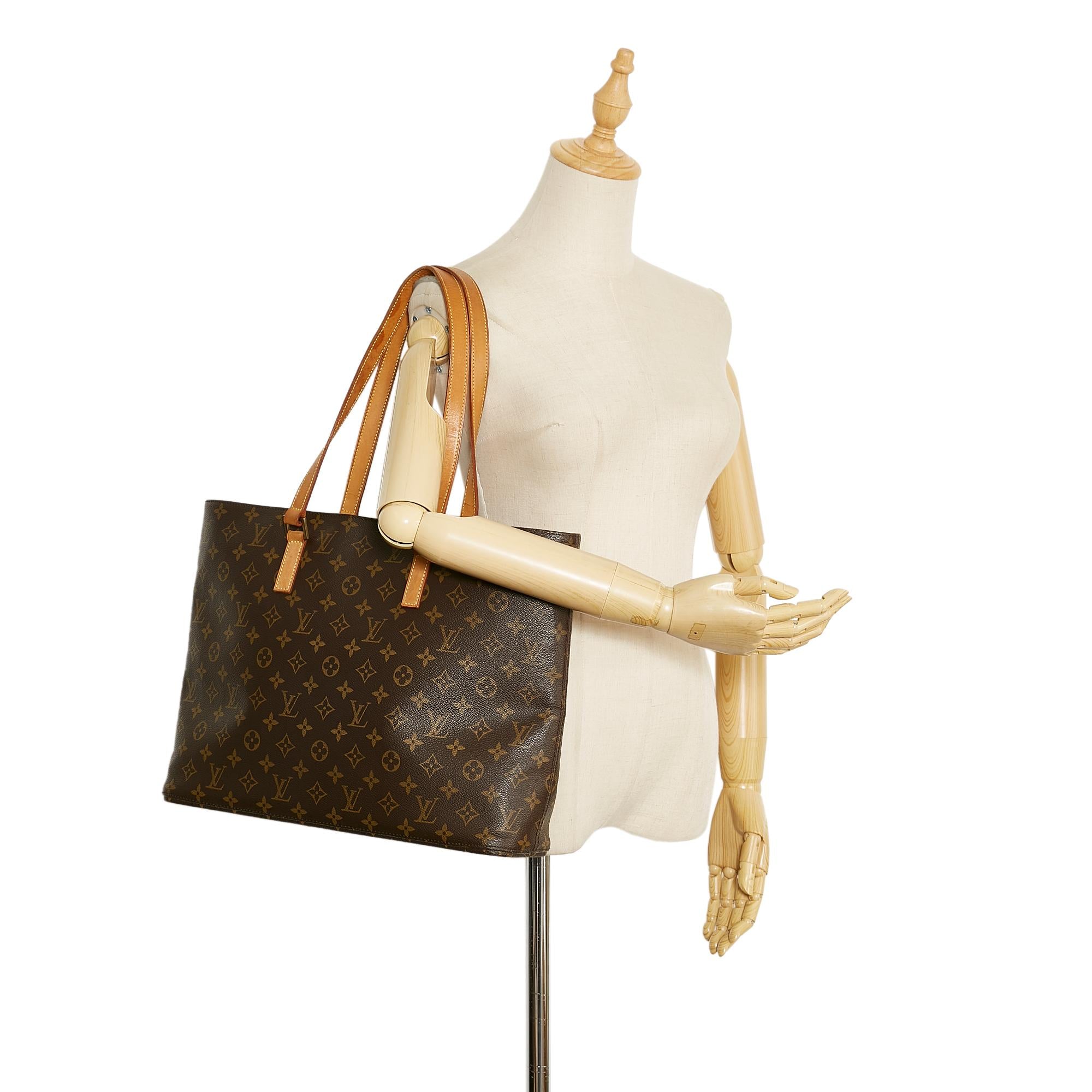 Louis Vuitton Monogram Luco (SHG-LjkP3n)