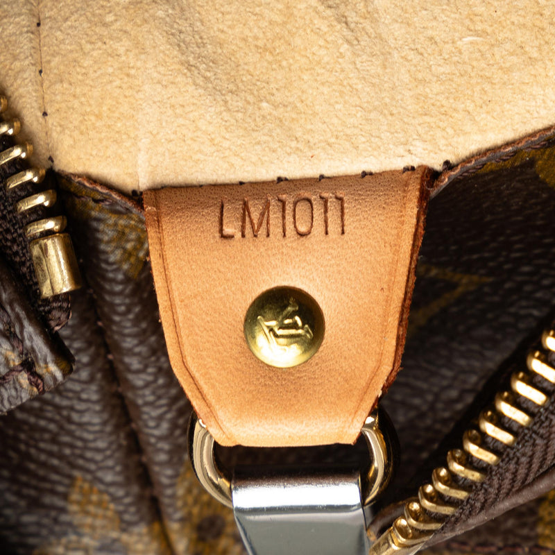 Louis Vuitton Monogram Luco (SHG-PIexAE)