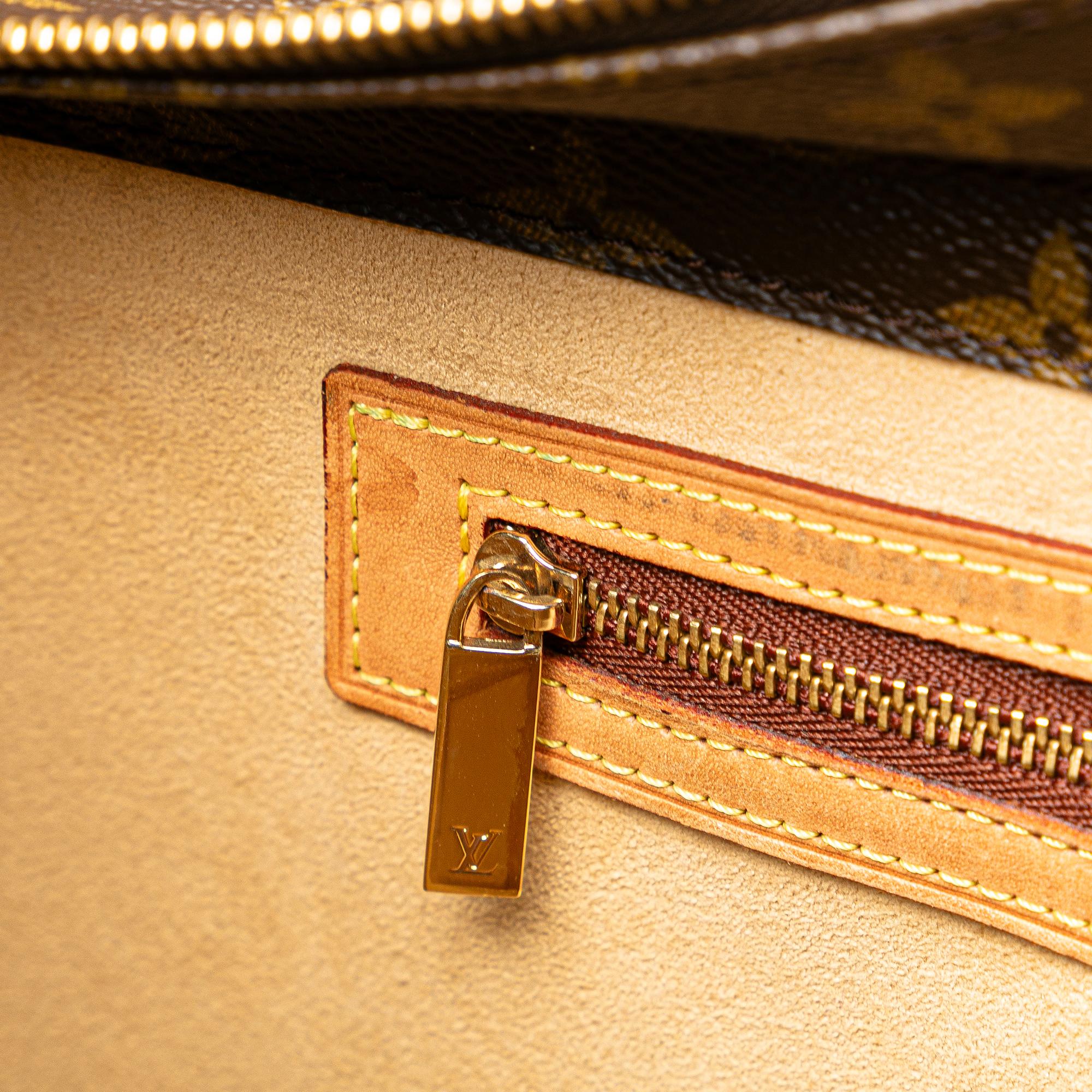 Louis Vuitton Monogram Luco (SHG-sl7LKG)