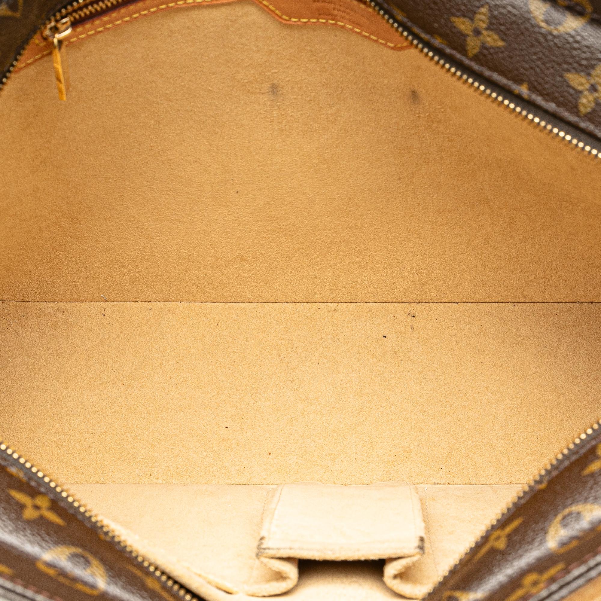 Louis Vuitton Monogram Luco (SHG-sl7LKG)