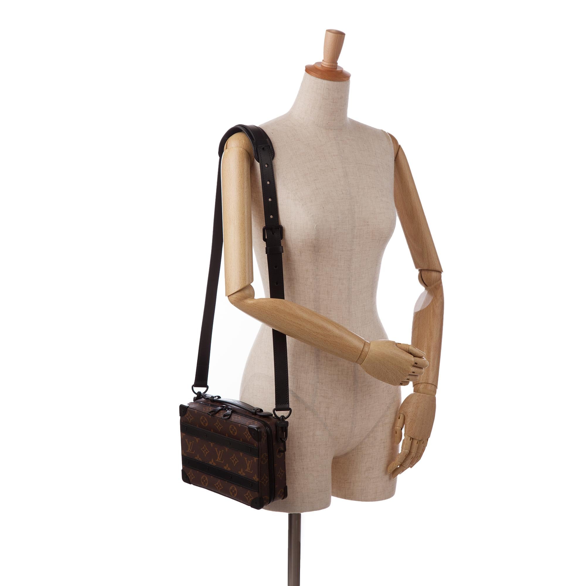 Louis Vuitton Monogram Macassar Handle Soft Trunk (SHG-PzhSKz)