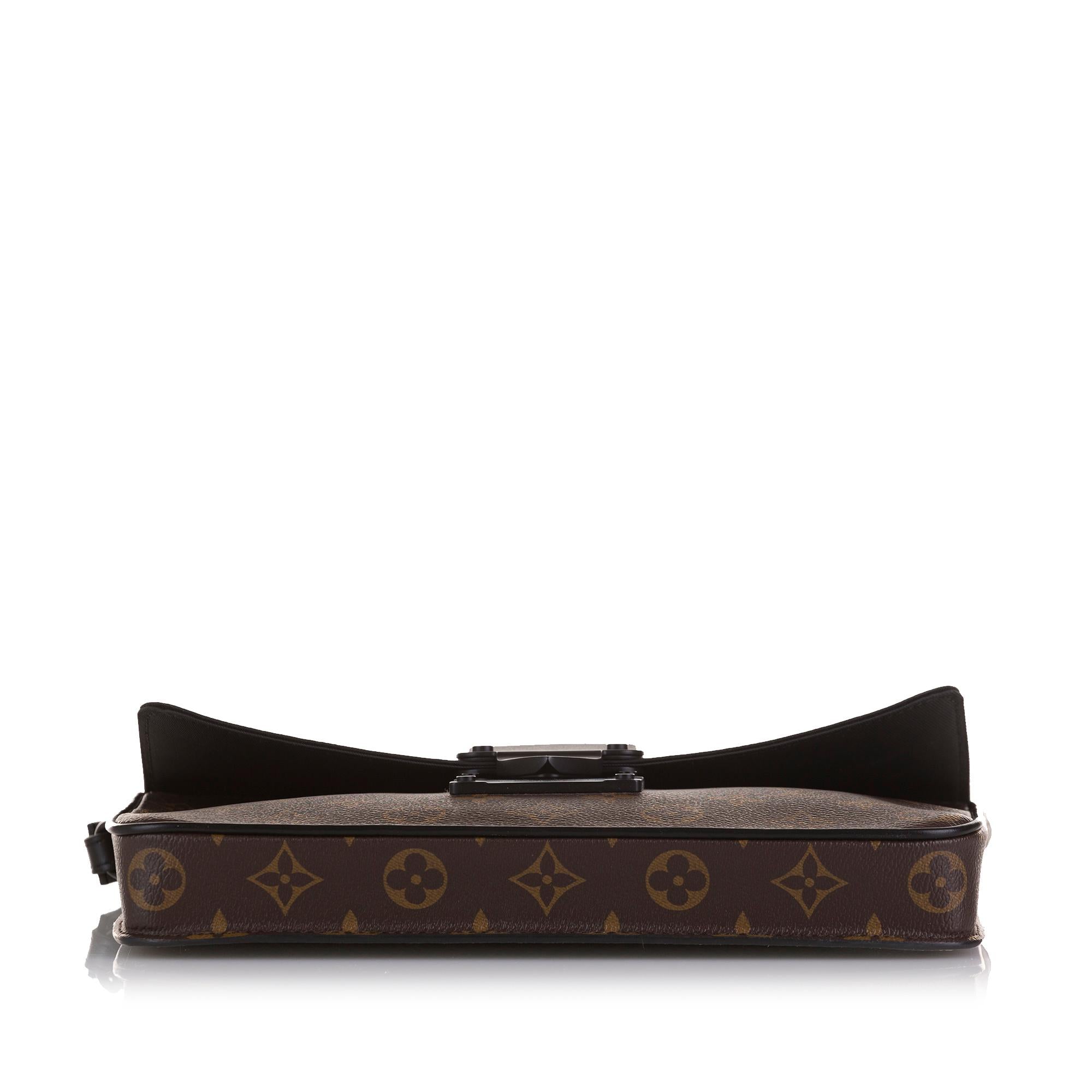 Louis Vuitton Monogram Macassar S Lock A4 Pouch (SHG-7uwojo)