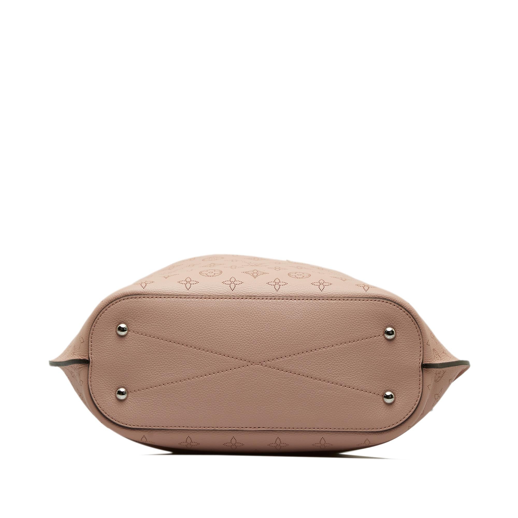 Louis Vuitton Monogram Mahina Girolata (SHG-HtEyFk)