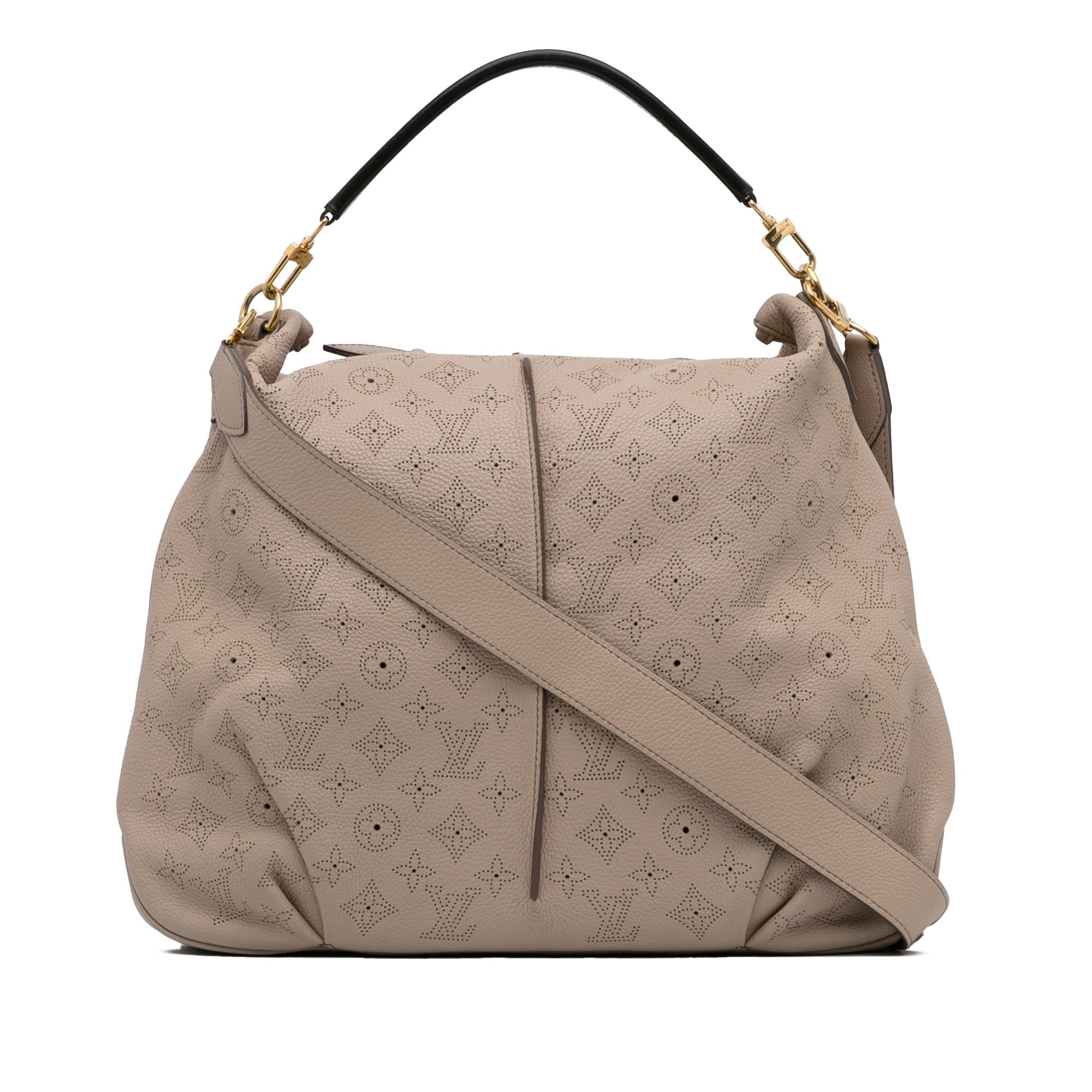 Louis Vuitton Monogram Mahina Selene MM (SHG-c7G6NL)