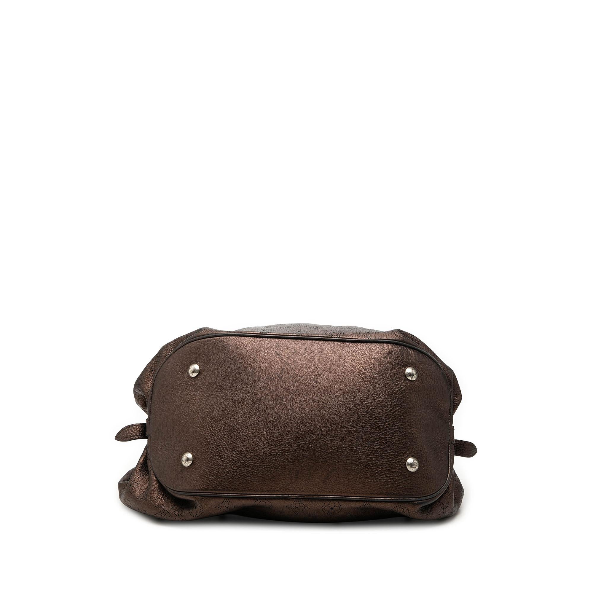 Louis Vuitton Monogram Mahina XL