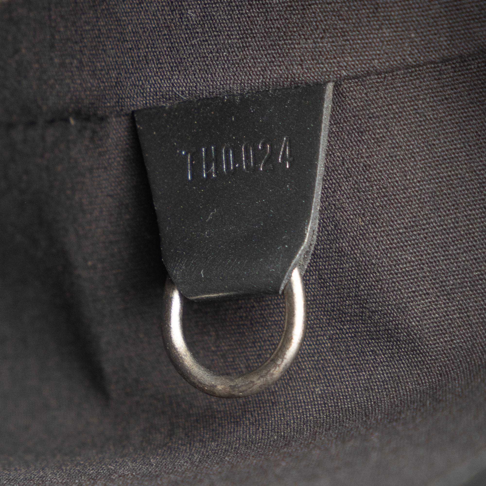 Louis Vuitton Monogram Mat Alston (SHG-DsrvFi)