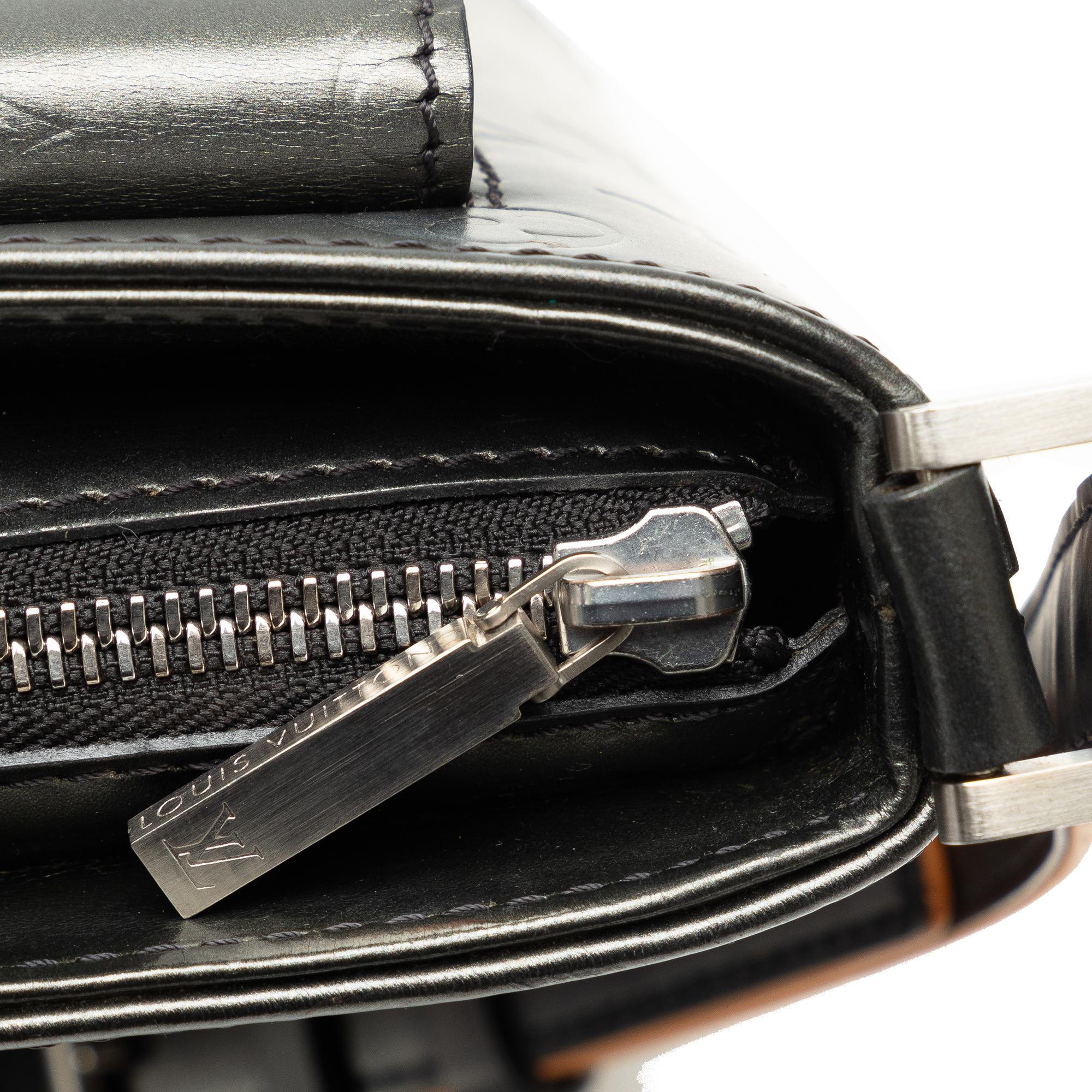 Louis Vuitton Monogram Mat Alston (SHG-DsrvFi)