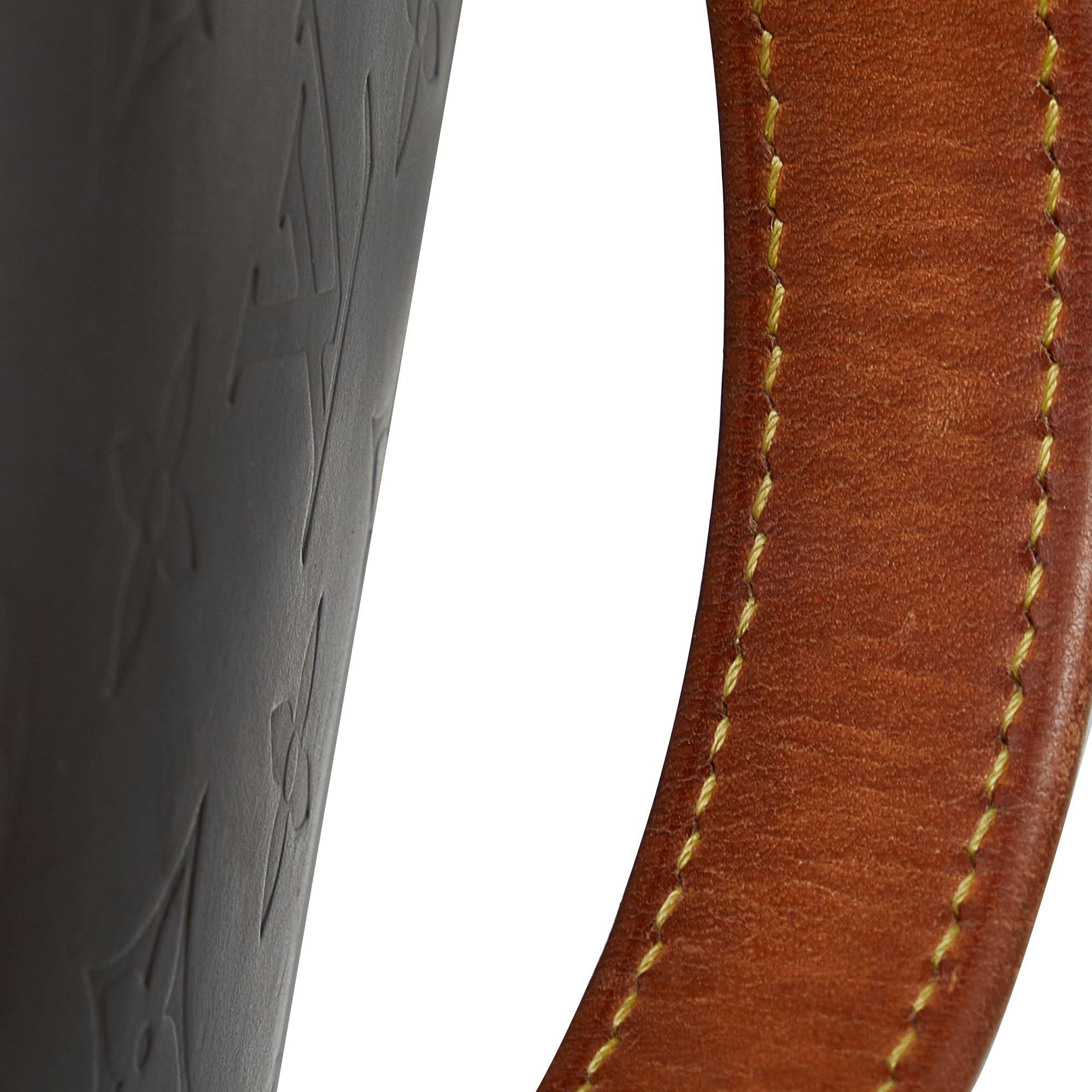 Louis Vuitton Monogram Mat Stockton (SHG-Zu1xay)