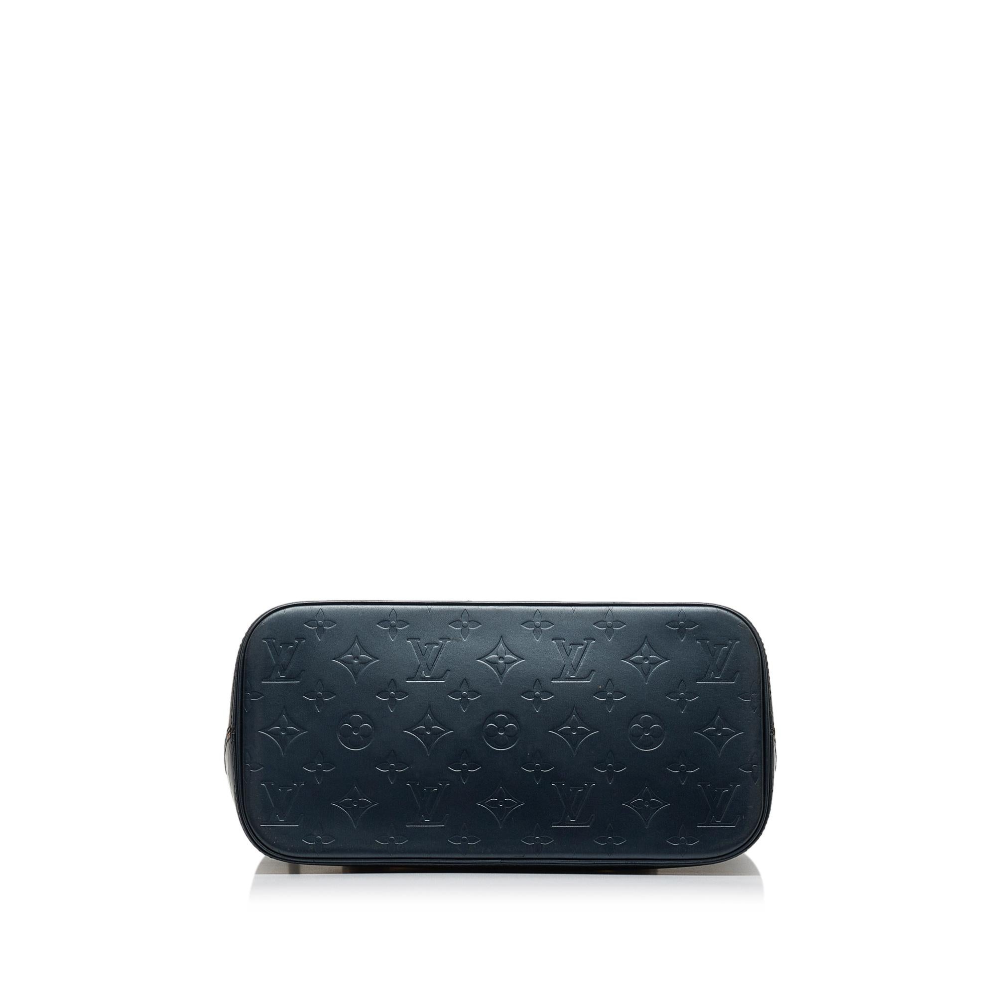 Louis Vuitton Monogram Mat Stockton (SHG-MNDNhJ)