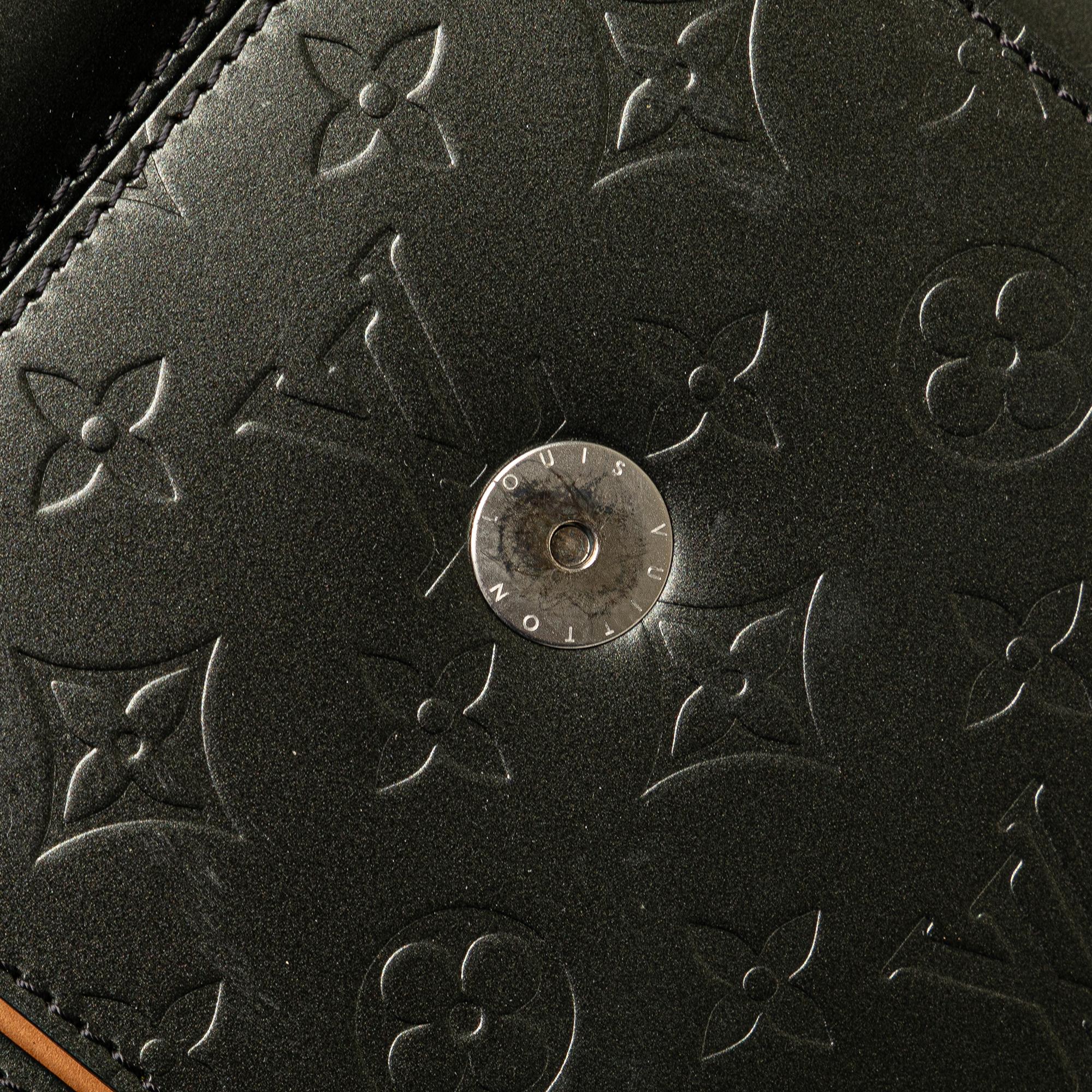 Louis Vuitton Monogram Mat Wilwood (SHG-ezppJe)