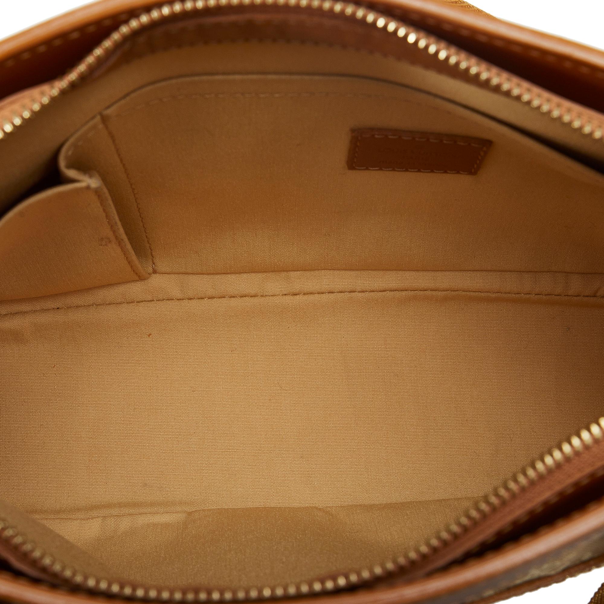 Louis Vuitton Monogram Mini Lin Lucille PM (SHG-GW9O2N)