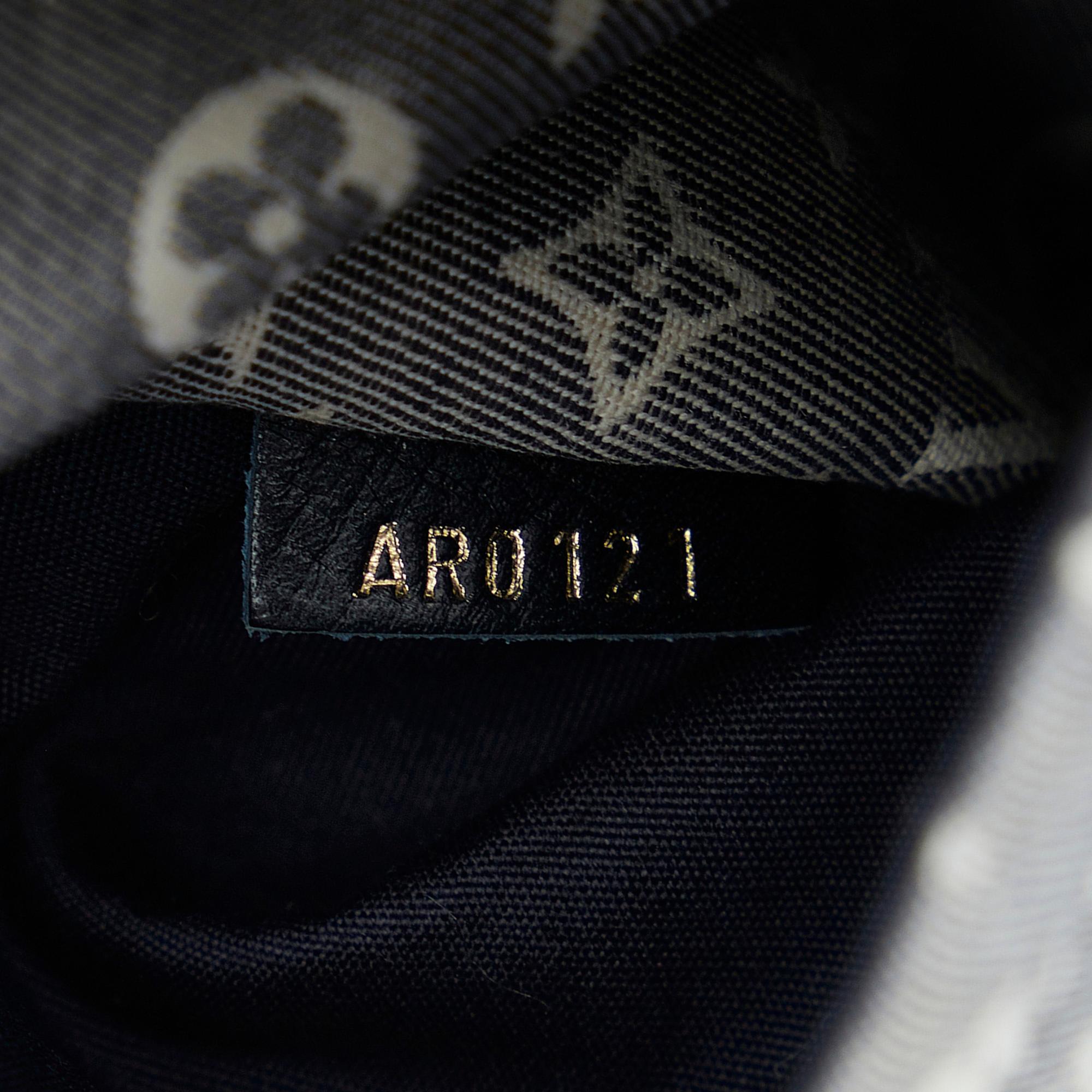 Louis Vuitton Monogram Mini Lin Romance (SHG-H6MUak)