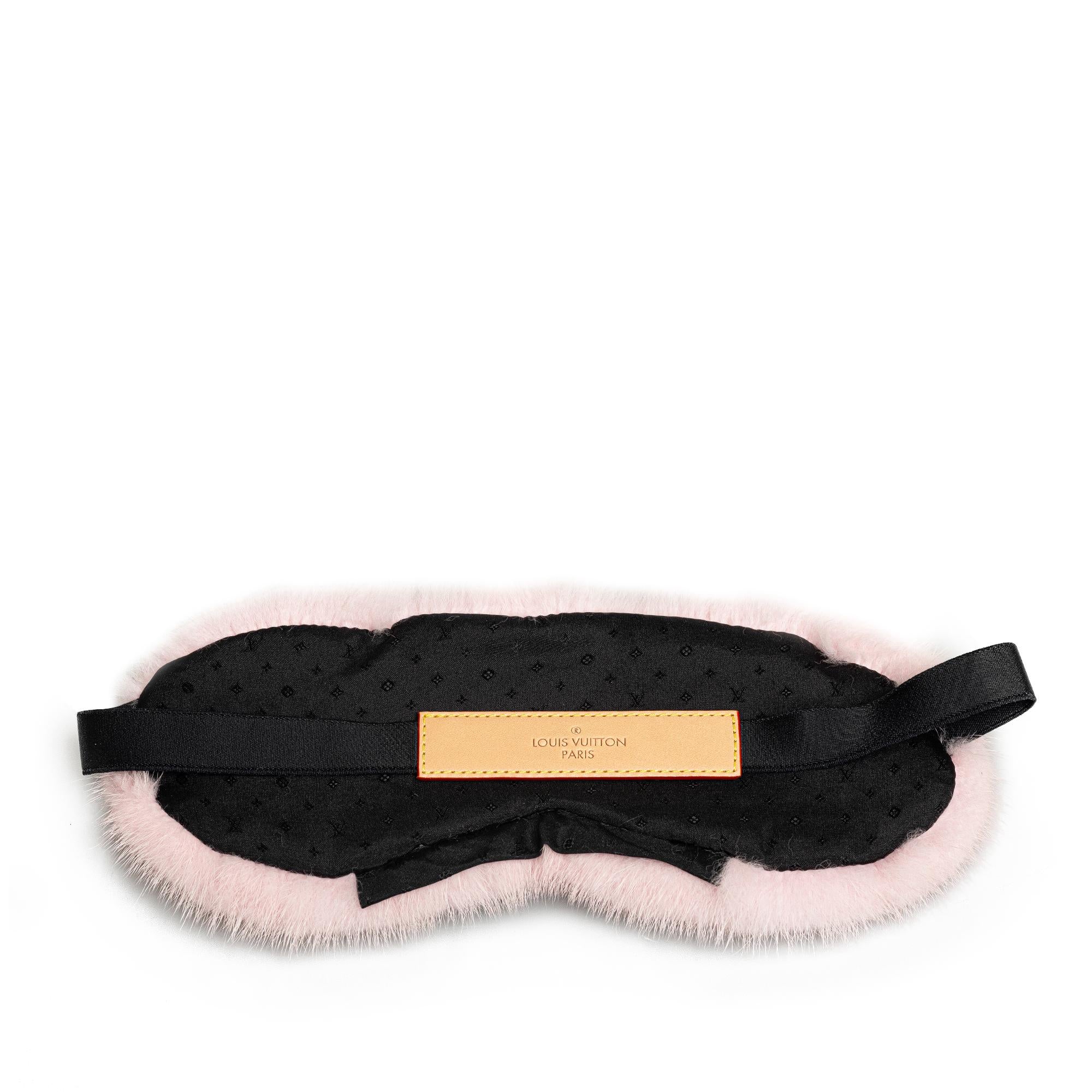 Louis Vuitton Monogram Mink Eye Mask (SHG-4ILnTr)