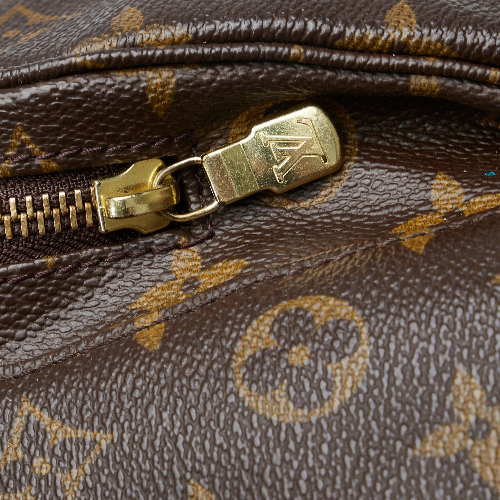 Louis Vuitton Monogram Montsouris GM (SHG-cxj0td)