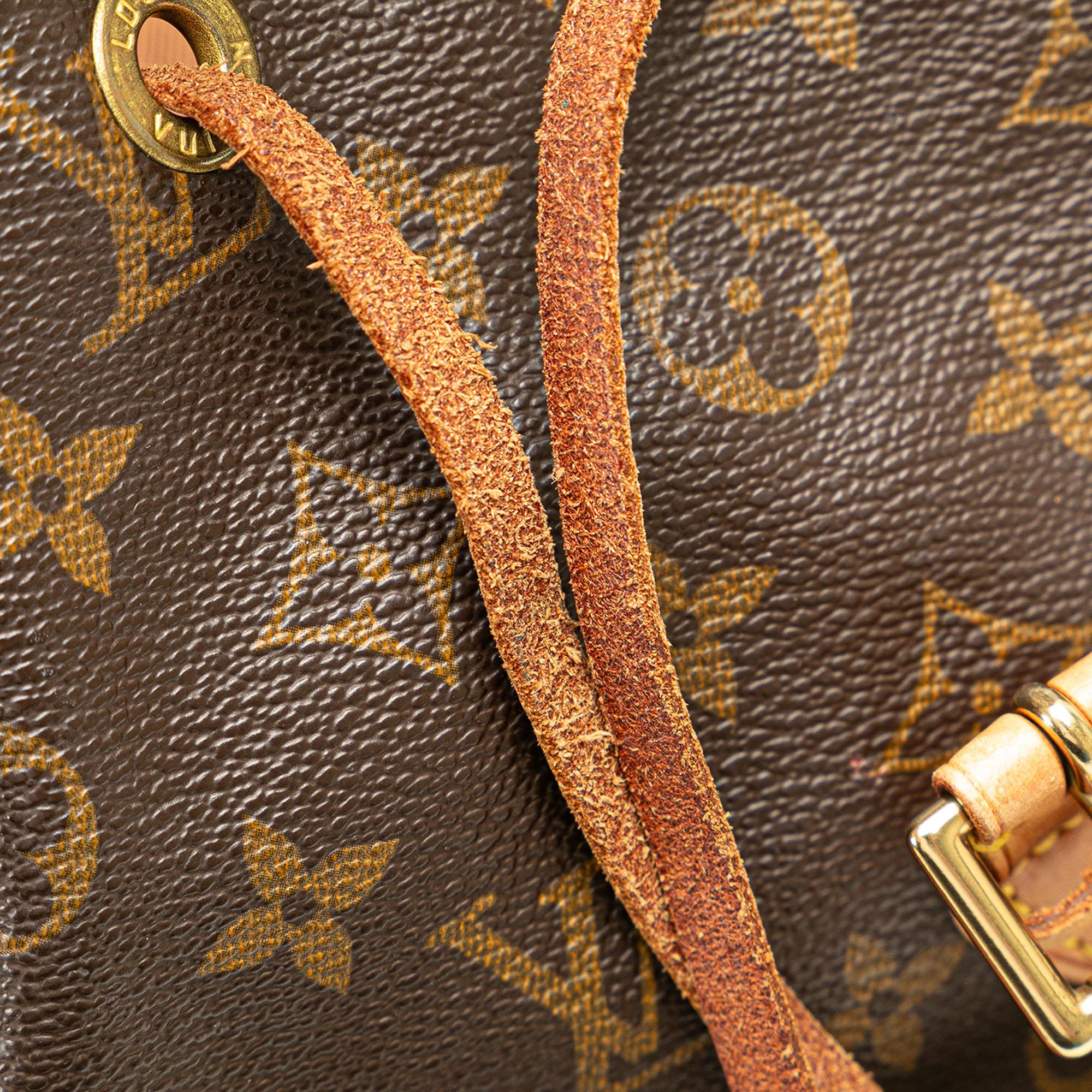 Louis Vuitton Monogram Montsouris MM (SHG-IZA1xk)