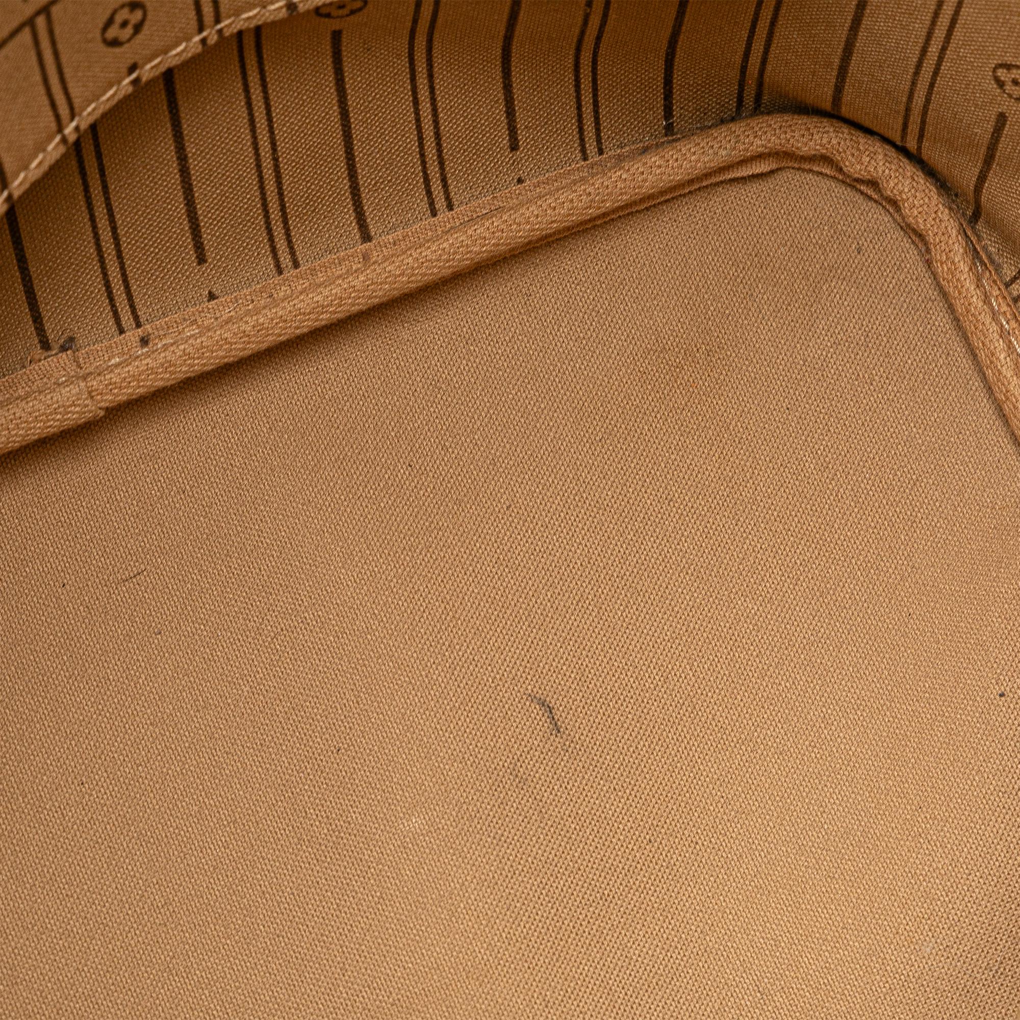 Louis Vuitton Monogram Neverfull MM (SHG-6xVSZ6)