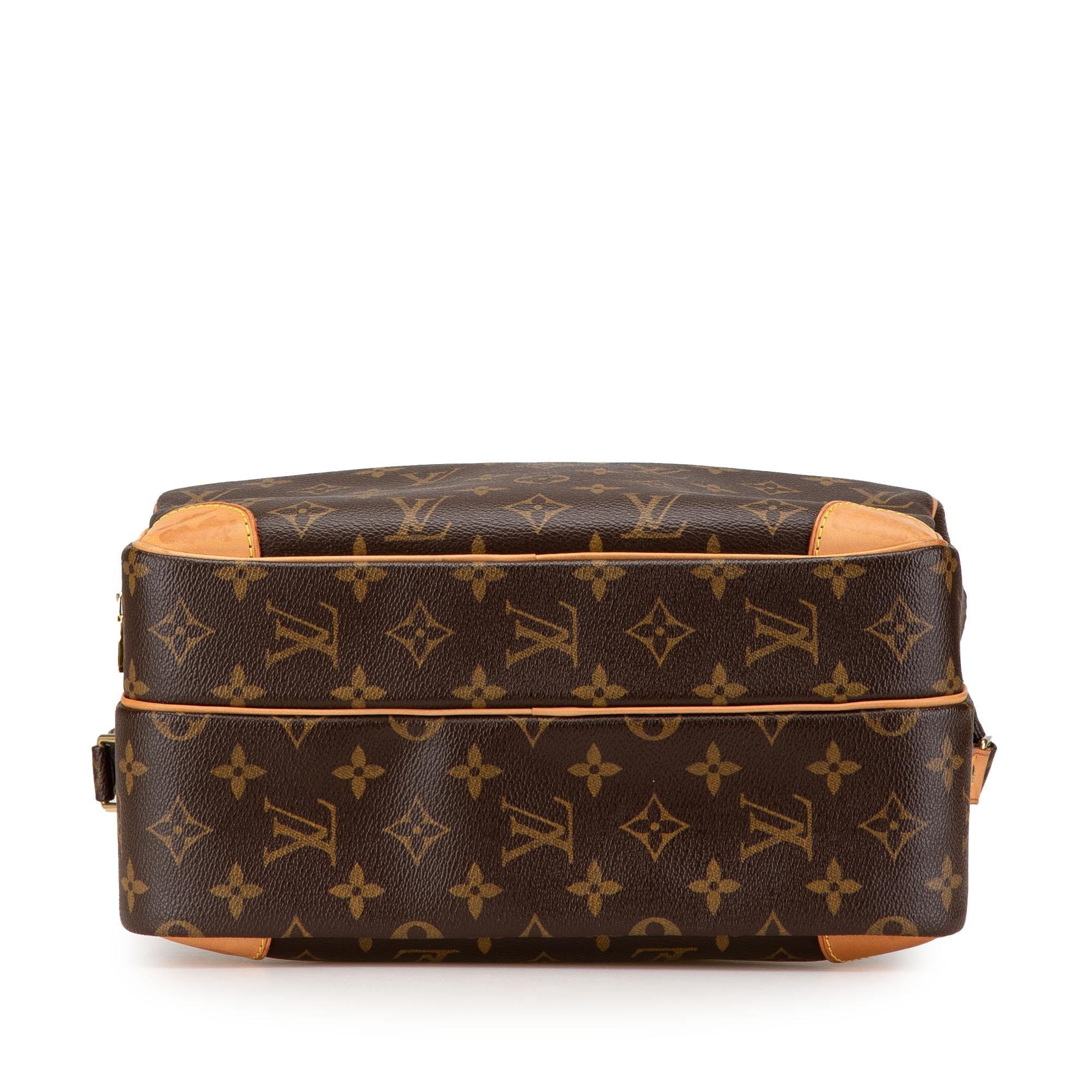 Louis Vuitton Monogram Nil Crossbody
